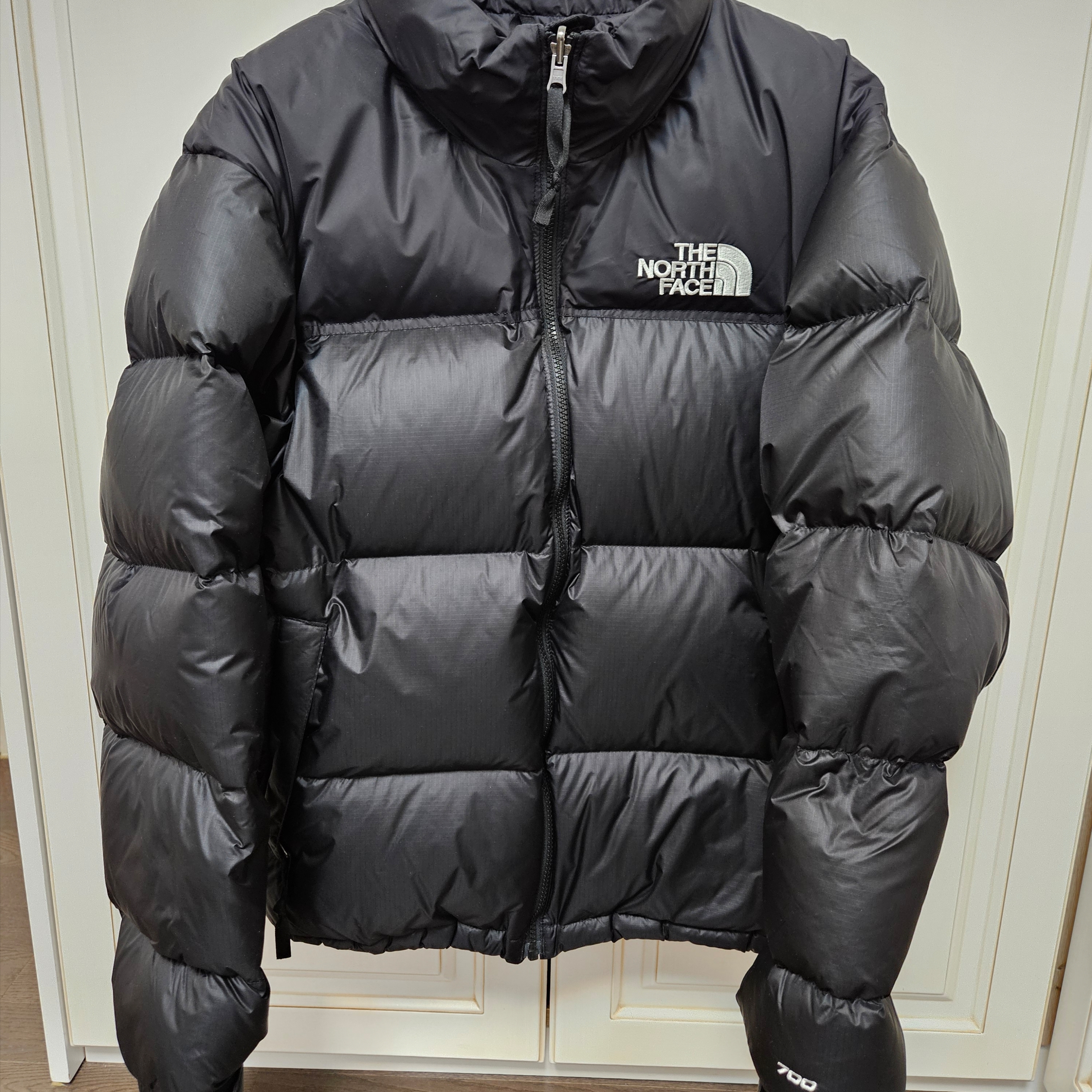 The North Face 1996 Retro Nuptse Down Jacket TNF Black 착용 스타일