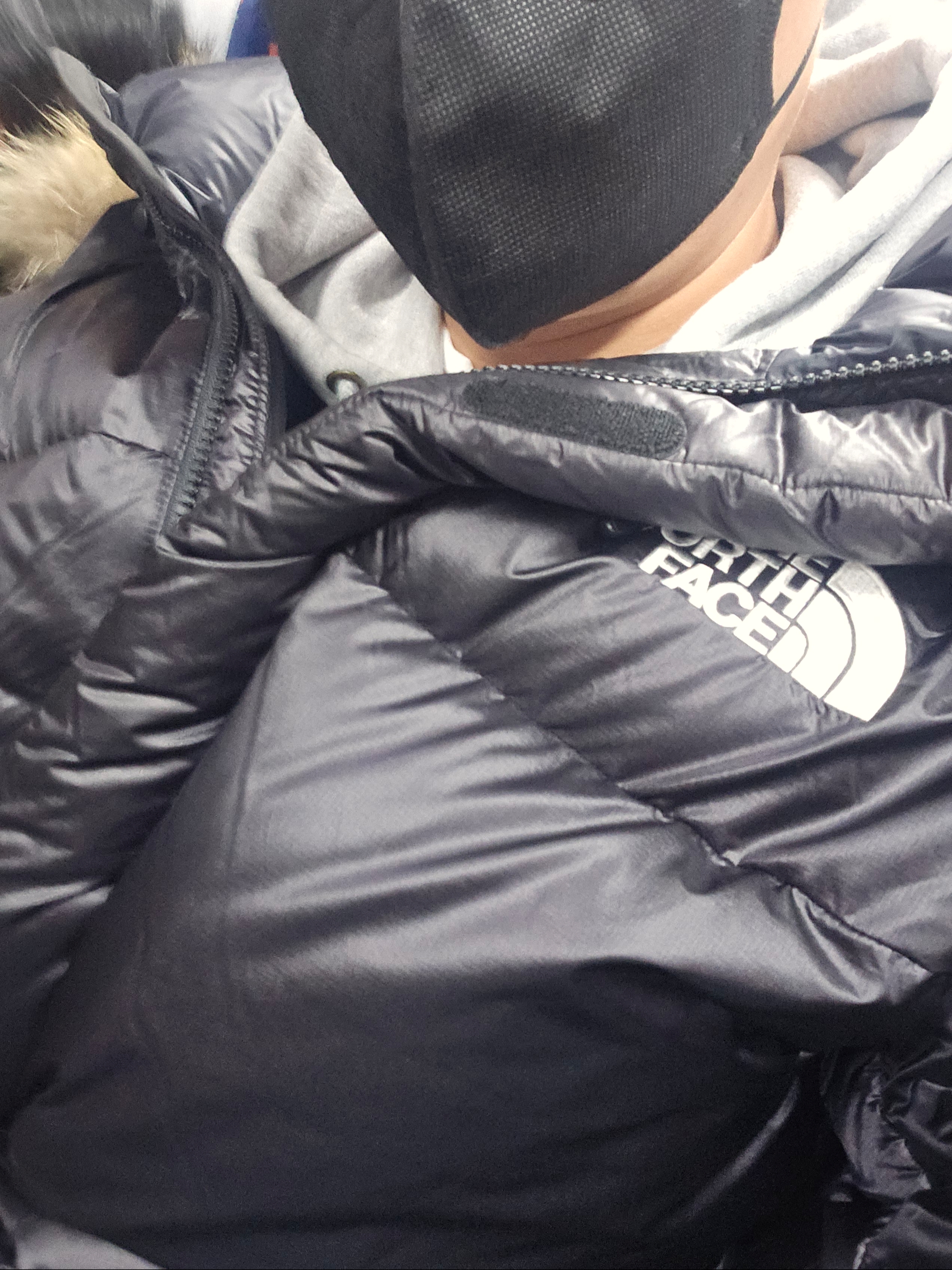 Nike P-6000 Flat Pewter Light Iron Ore, The North Face Quantum Elberon RDS Down Jacket Black 착용 스타일