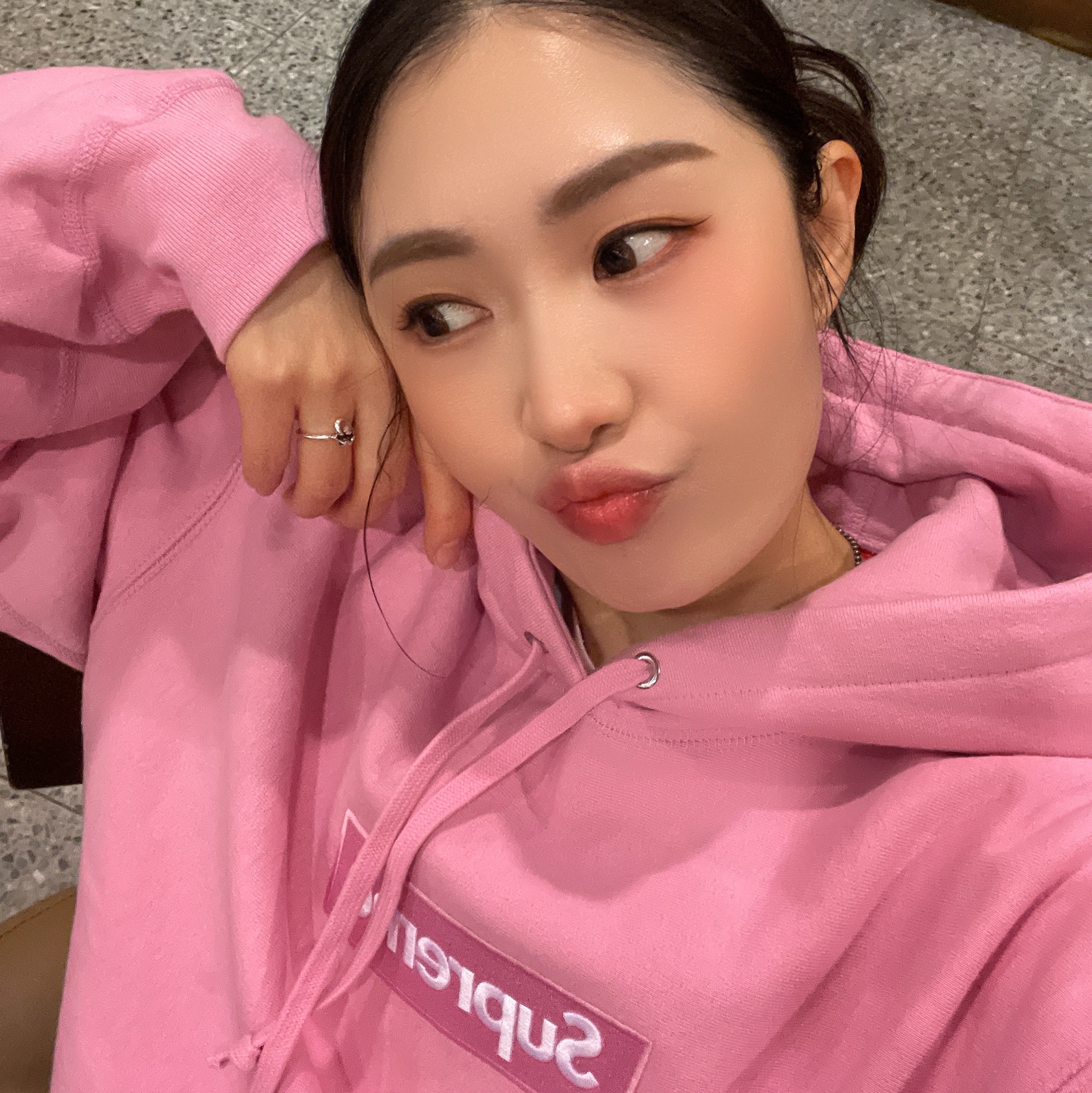 Supreme Box Logo Hooded Sweatshirt Dusty Pink - 24FW 착용 스타일