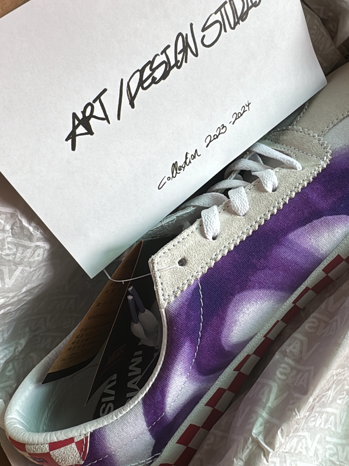 Vans x The Museum Visitor Sport Low White Purple 착용 스타일