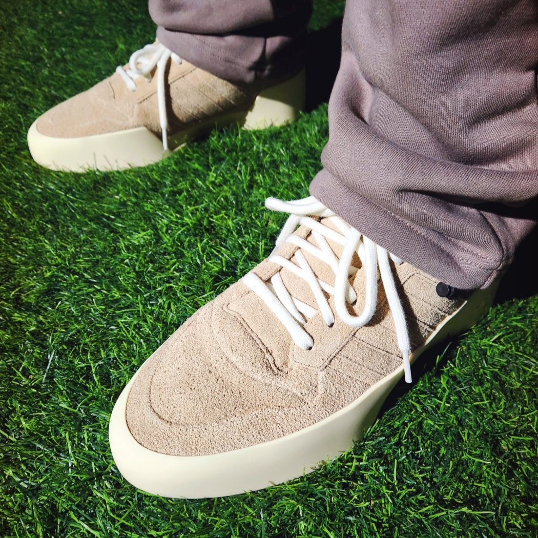 Essentials Hoodie Silver Cloud - 23FW, Adidas x Fear of God Athletics 86 Low Clay 착용 스타일 - 5
