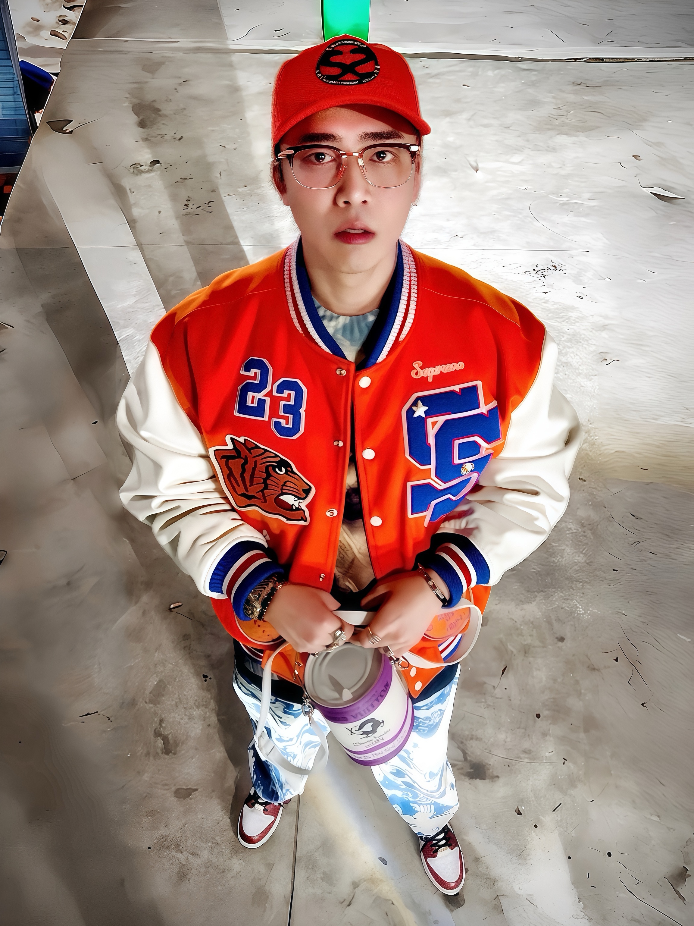 Supreme Double S 5-Panel Orange - 22SS, Supreme Tiger Varsity Jacket Orange - 23FW 착용 스타일 - 1