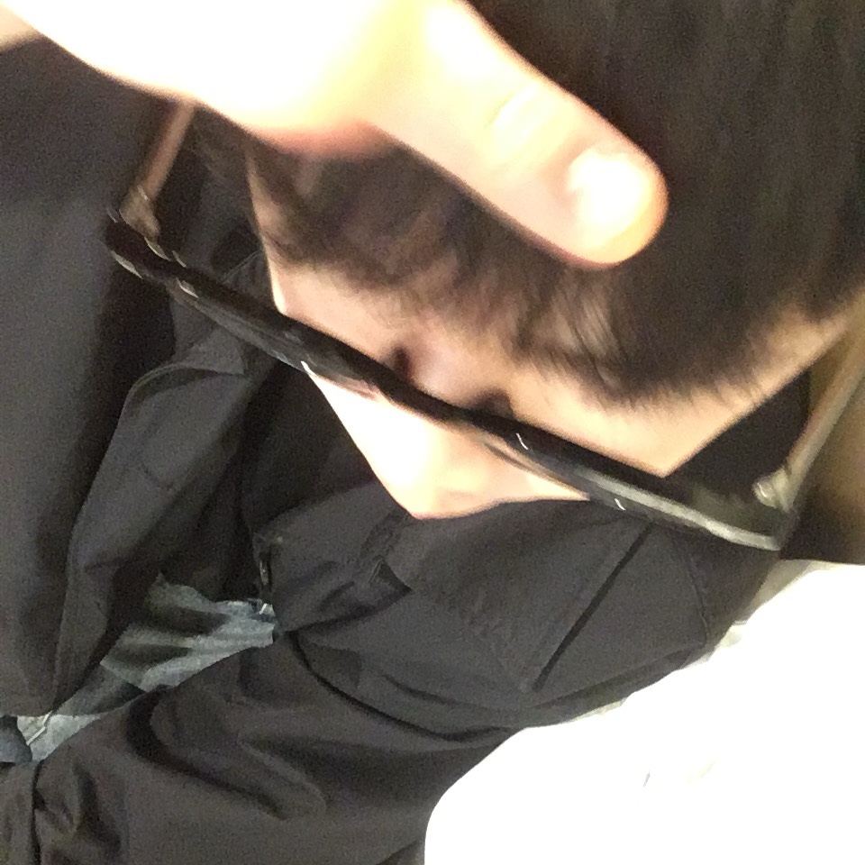Prada Re-Nylon Saffiano Leather Shoulder Bag Black, Asics Jog 100 S SMU Sheet Rock Pure Silver - 2E Wide 착용 스타일 - 3