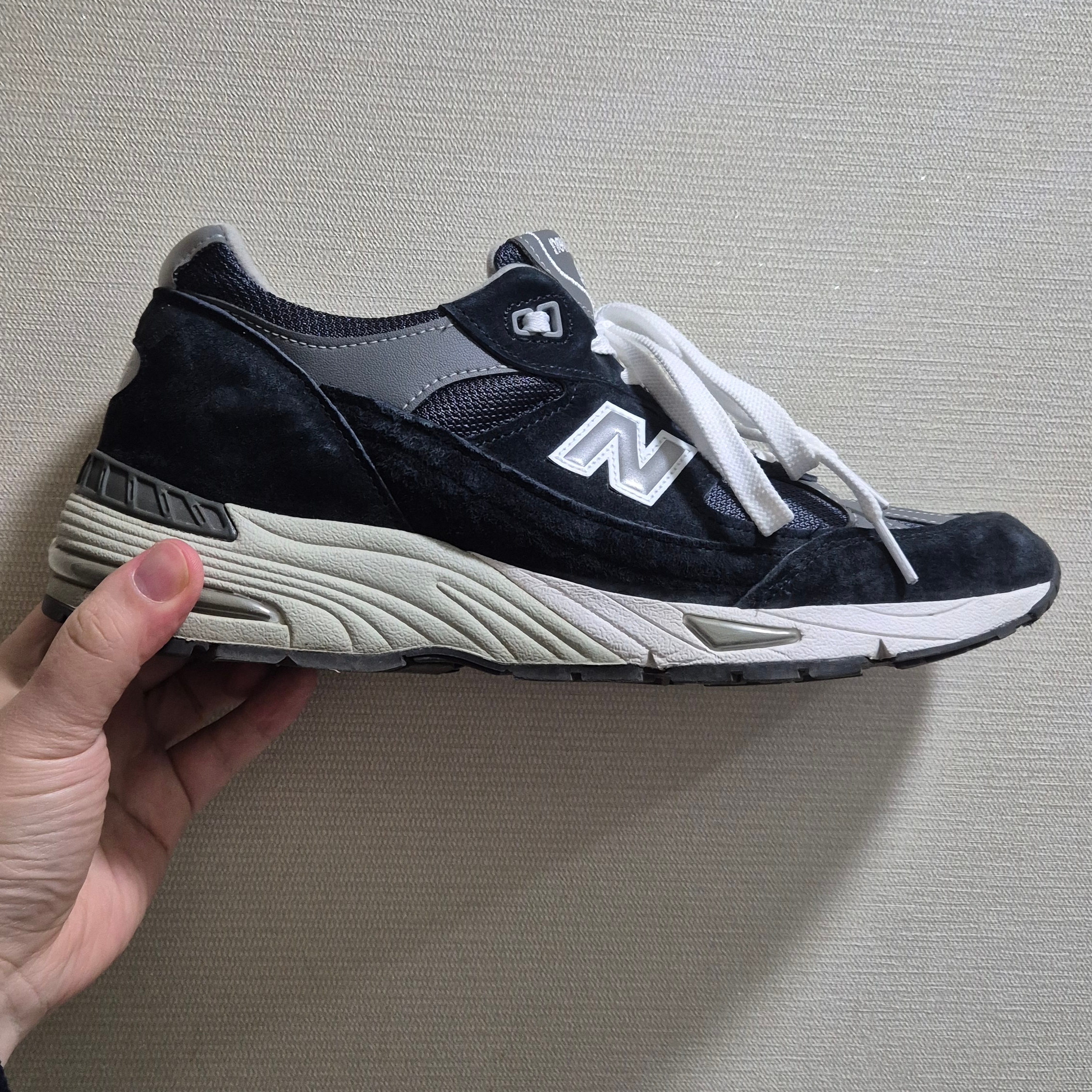 New Balance 991 Made in UK Navy 착용 스타일