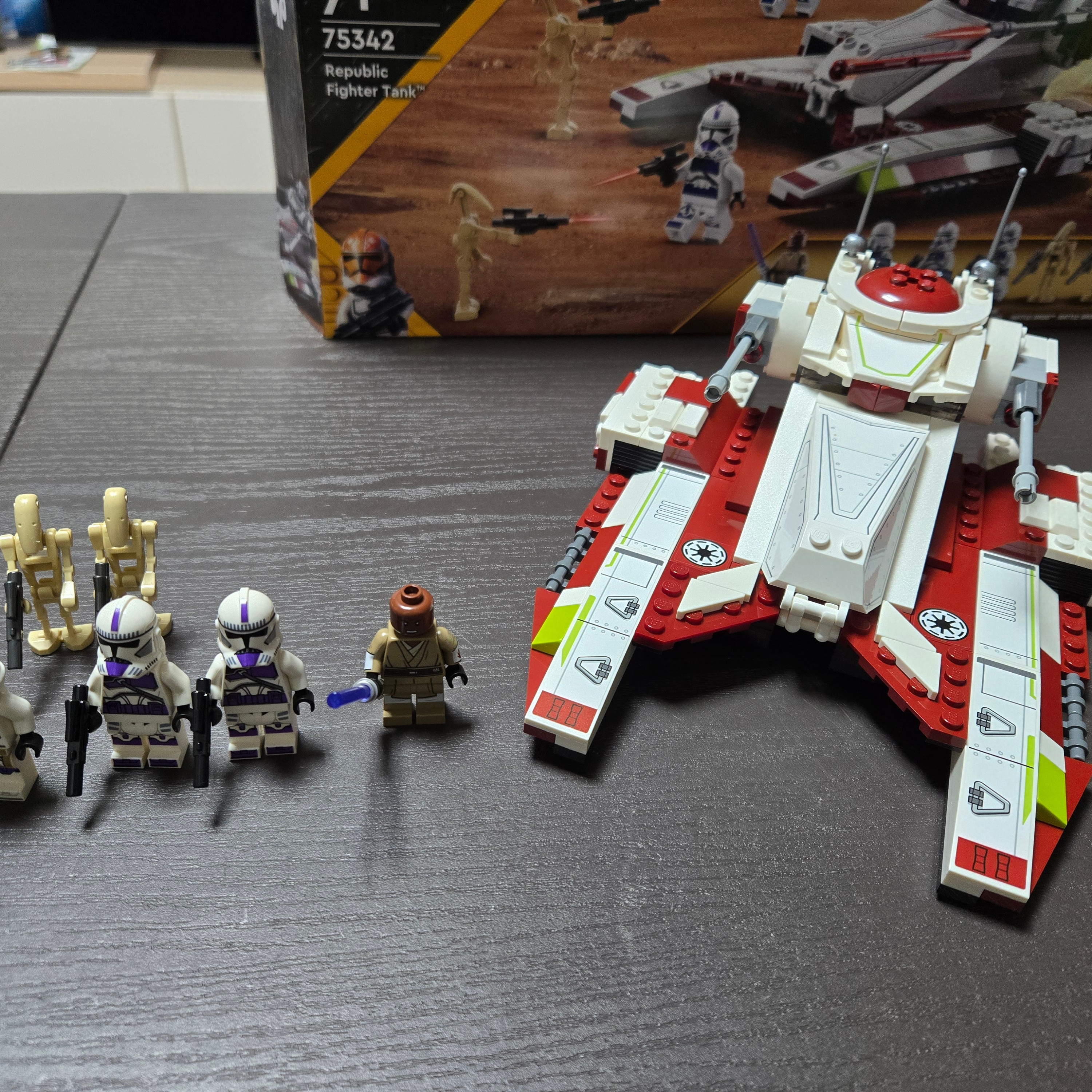 Lego Star Wars Republic Fighter Tank 착용 스타일 - 1