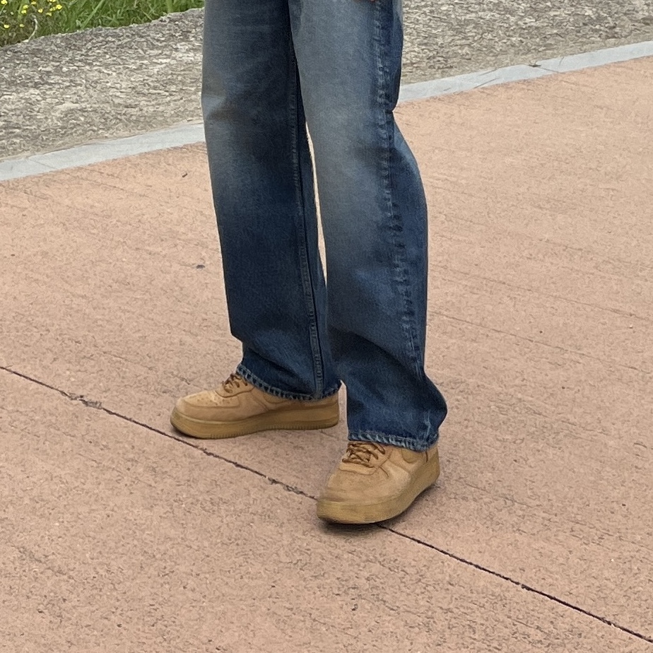 Nike Air Force 1 '07 WB Flax 착용 스타일