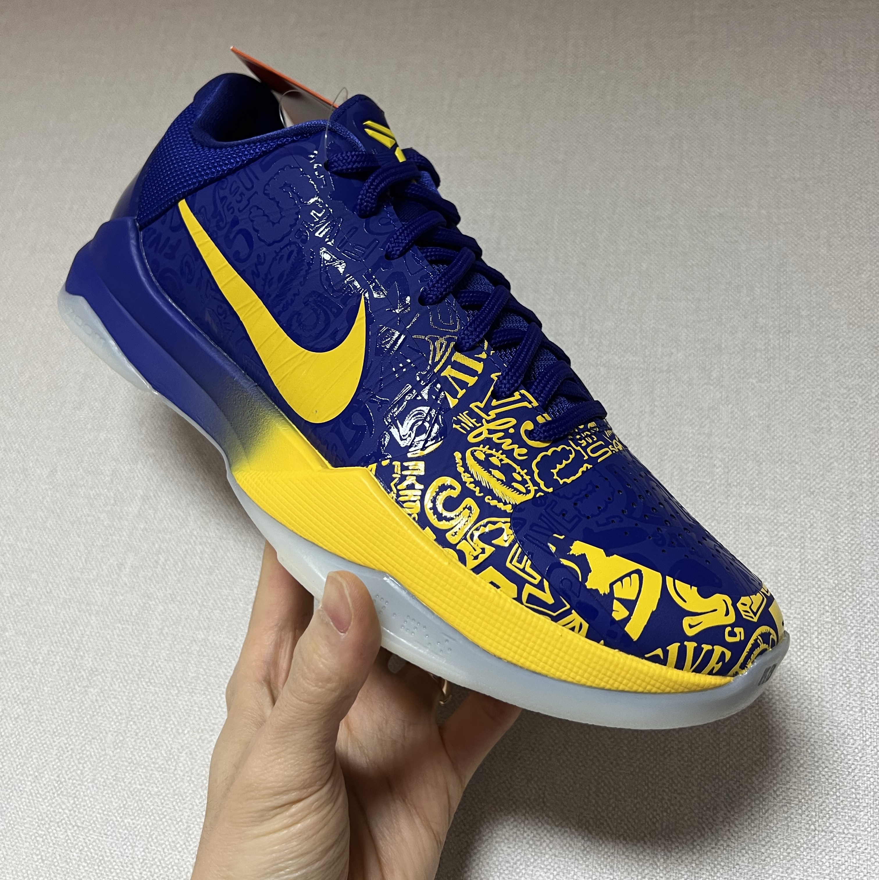Nike Kobe 5 Protro 5 Rings 착용 스타일