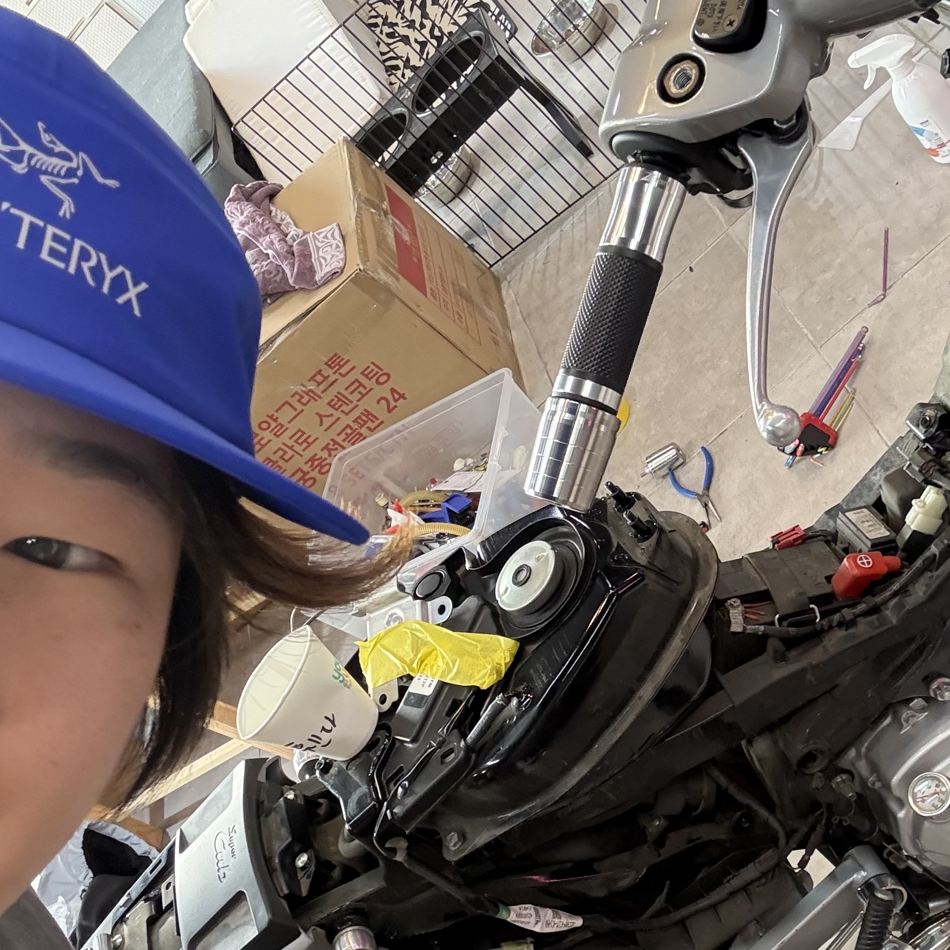 Arc'teryx Gore 5 Panel Cap Vitality 착용 스타일