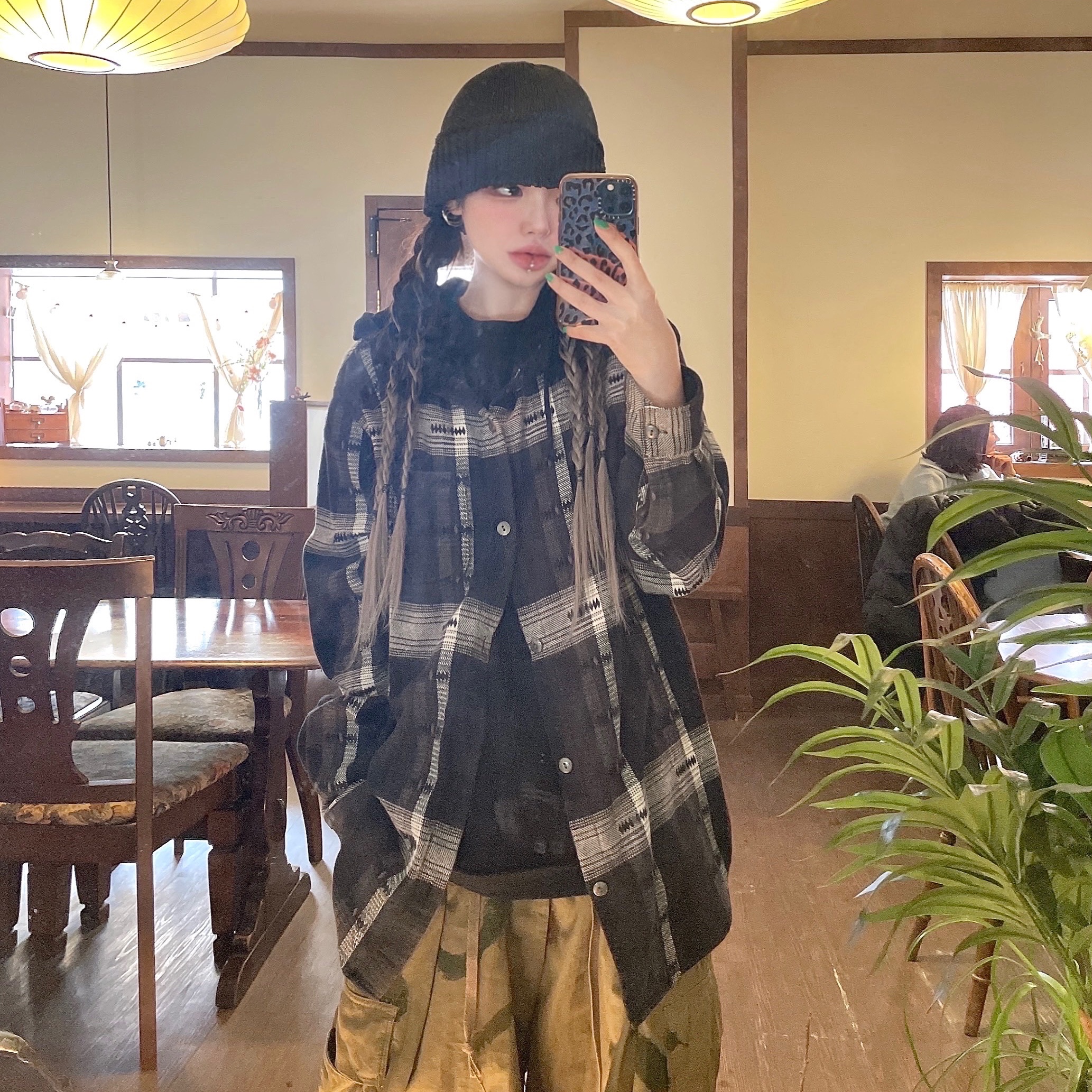 Supreme x Toy Machine Devil Cat T-Shirt Black - 24SS, Supreme Hooded Jacquard Flannel Shirt Black - 18FW 착용 스타일