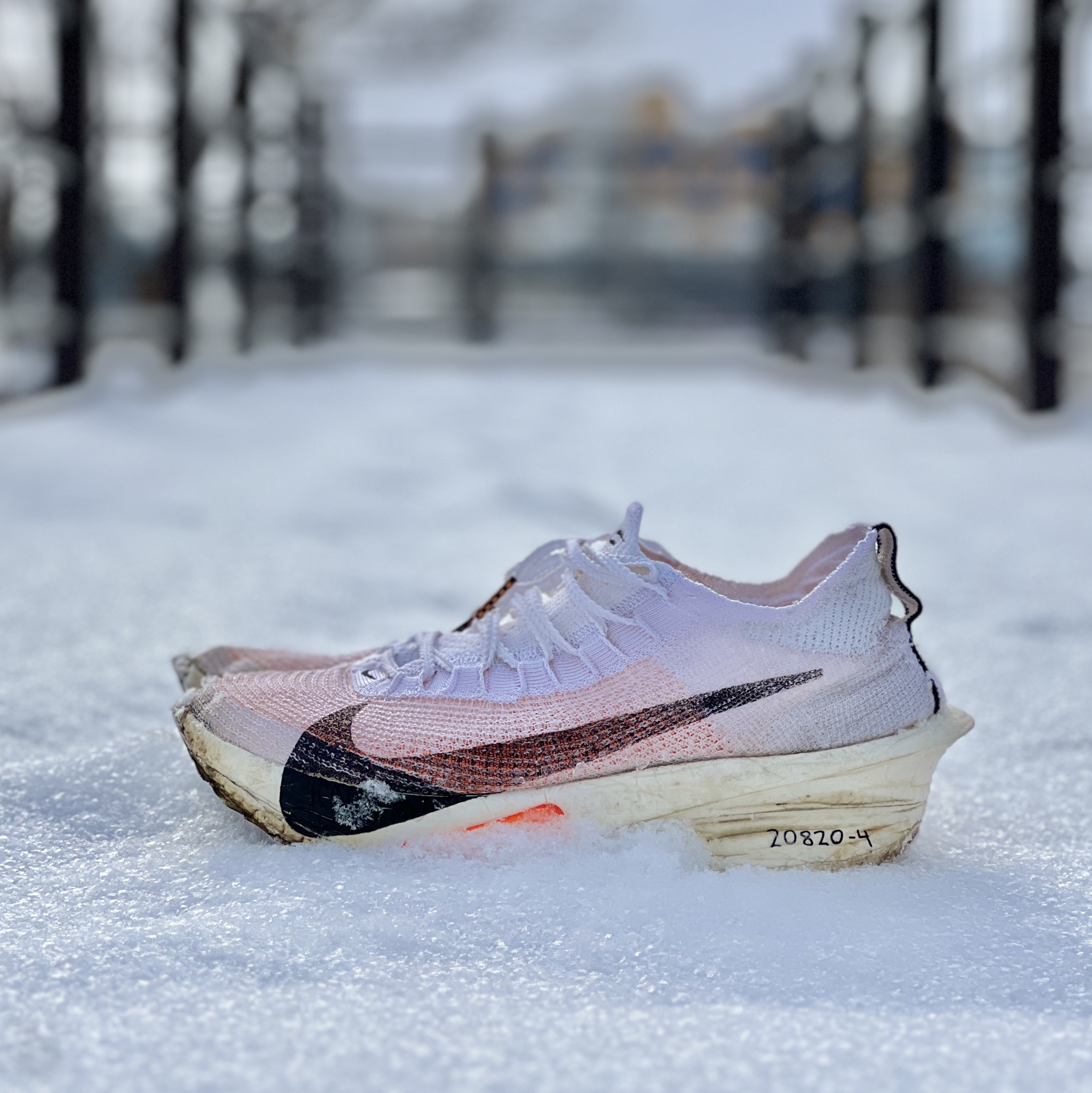 Nike Air Zoom Alphafly Next% 3 Proto White Total Orange 착용 스타일