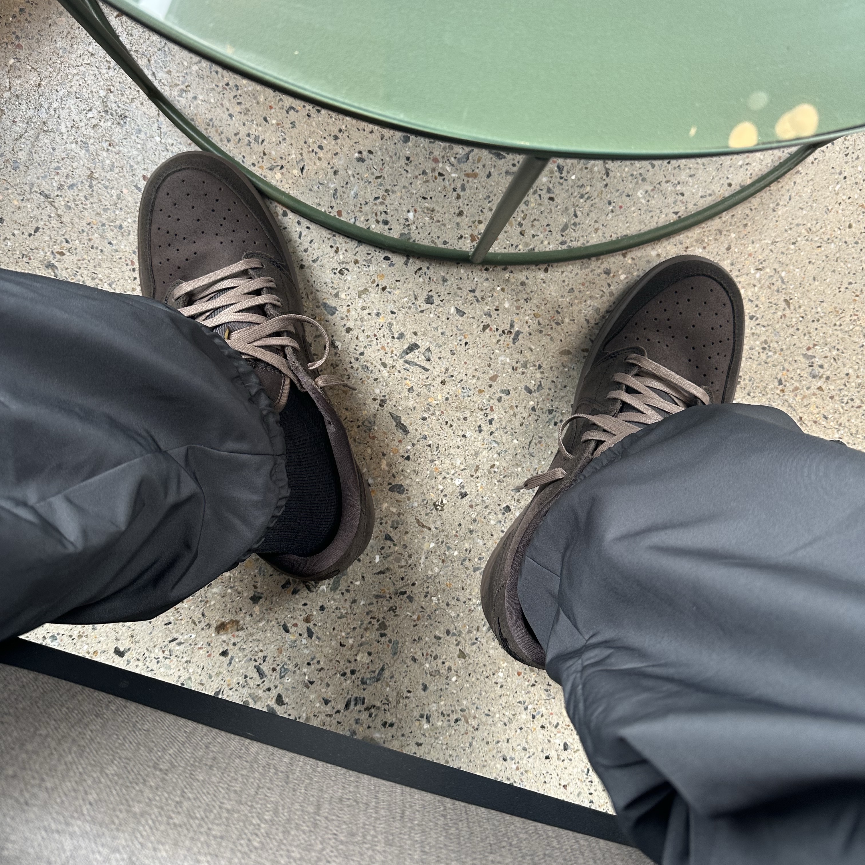 Jordan 1 x Travis Scott Retro Low OG SP Velvet Brown and Dark Mocha 착용 스타일