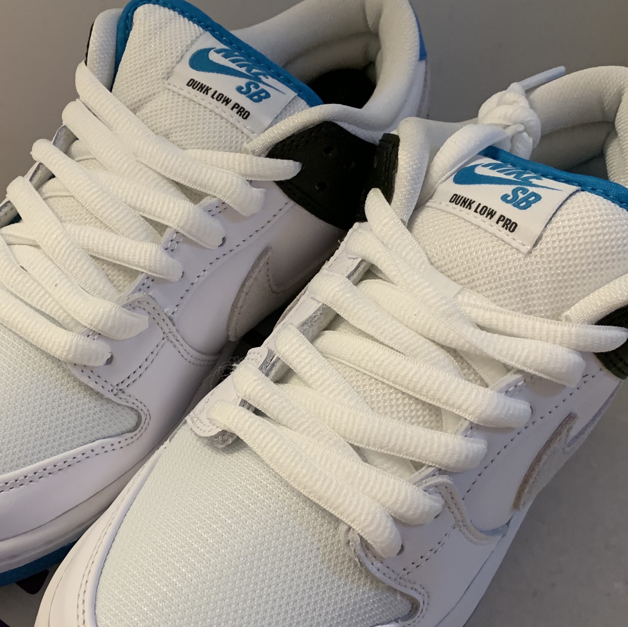 Nike SB Dunk Low Pro Laser Blue 착용 스타일