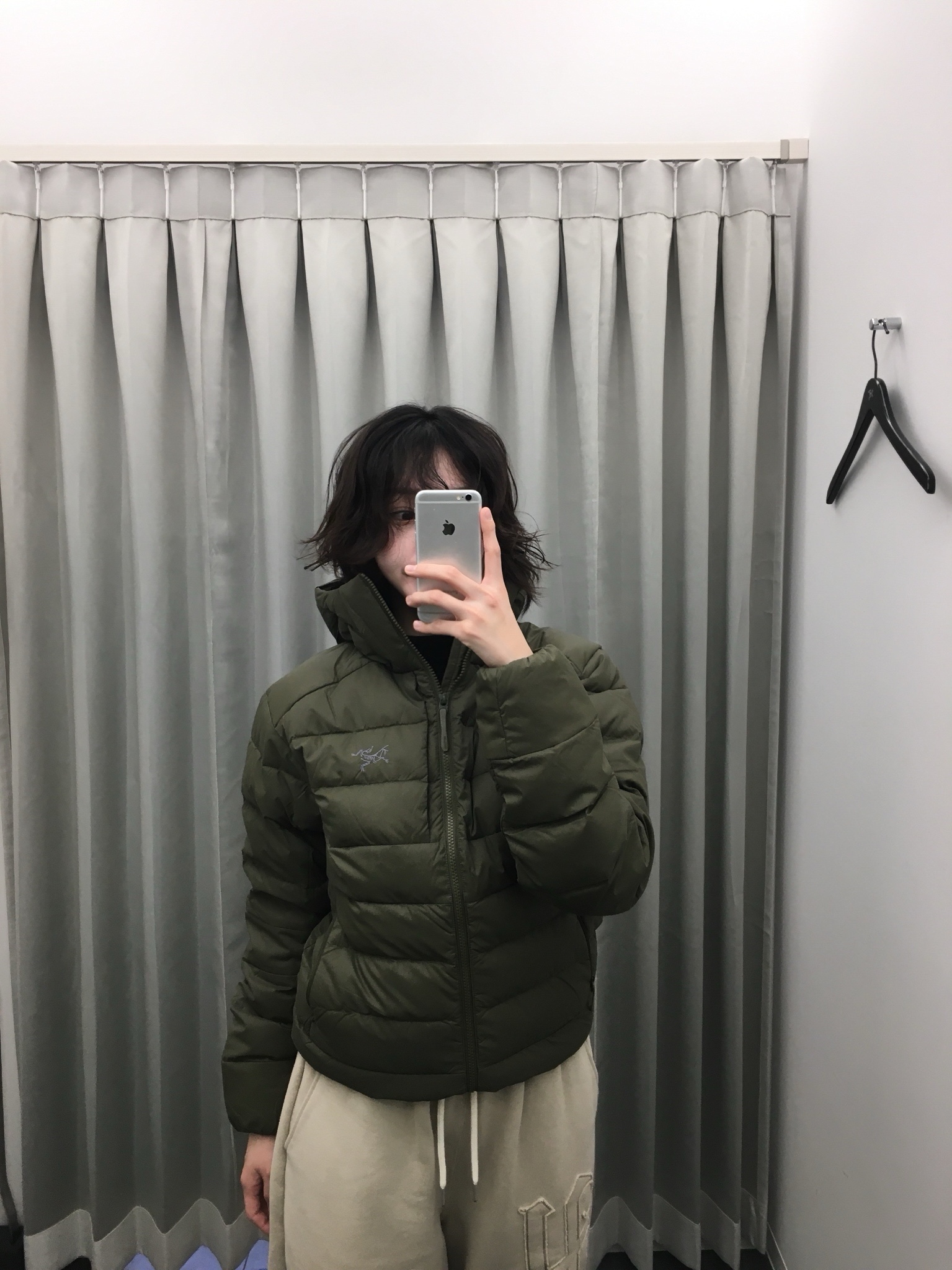 Arc'teryx Thorium Hoody Tatsu 착용 스타일