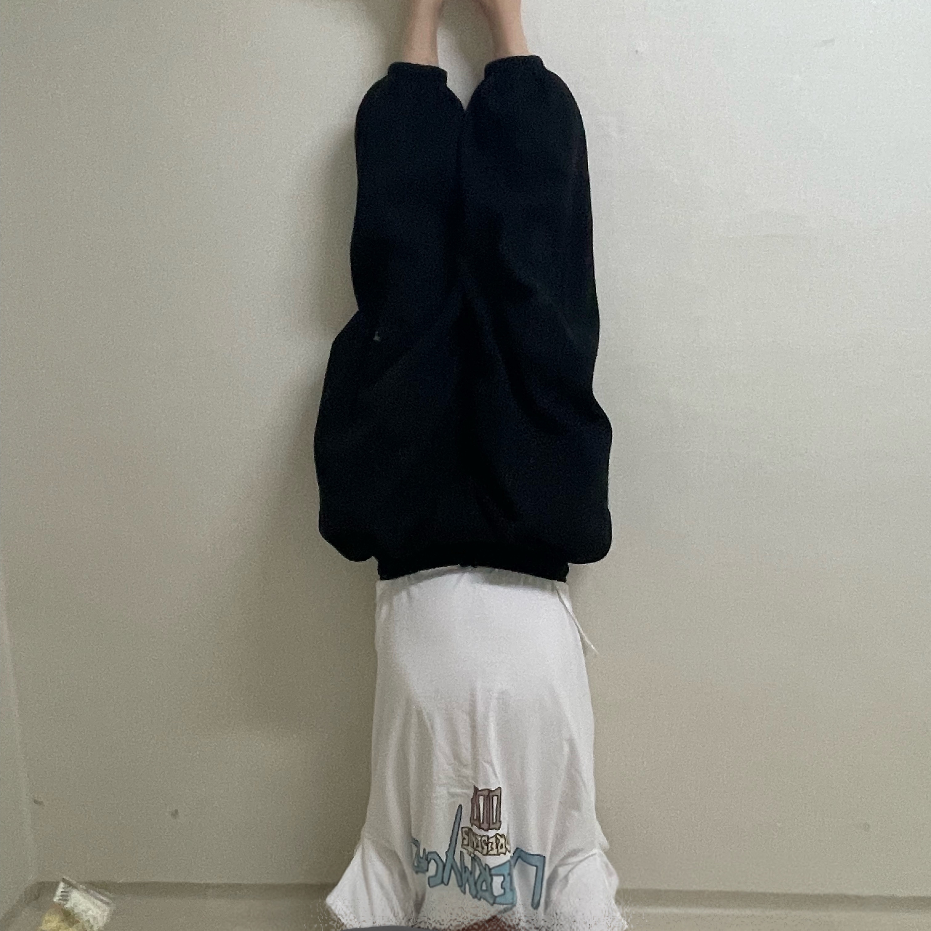 Undermycar Mu.03 Anti Fxxking Logo Play Oversized Sweat Jogger Black 착용 스타일 - 1