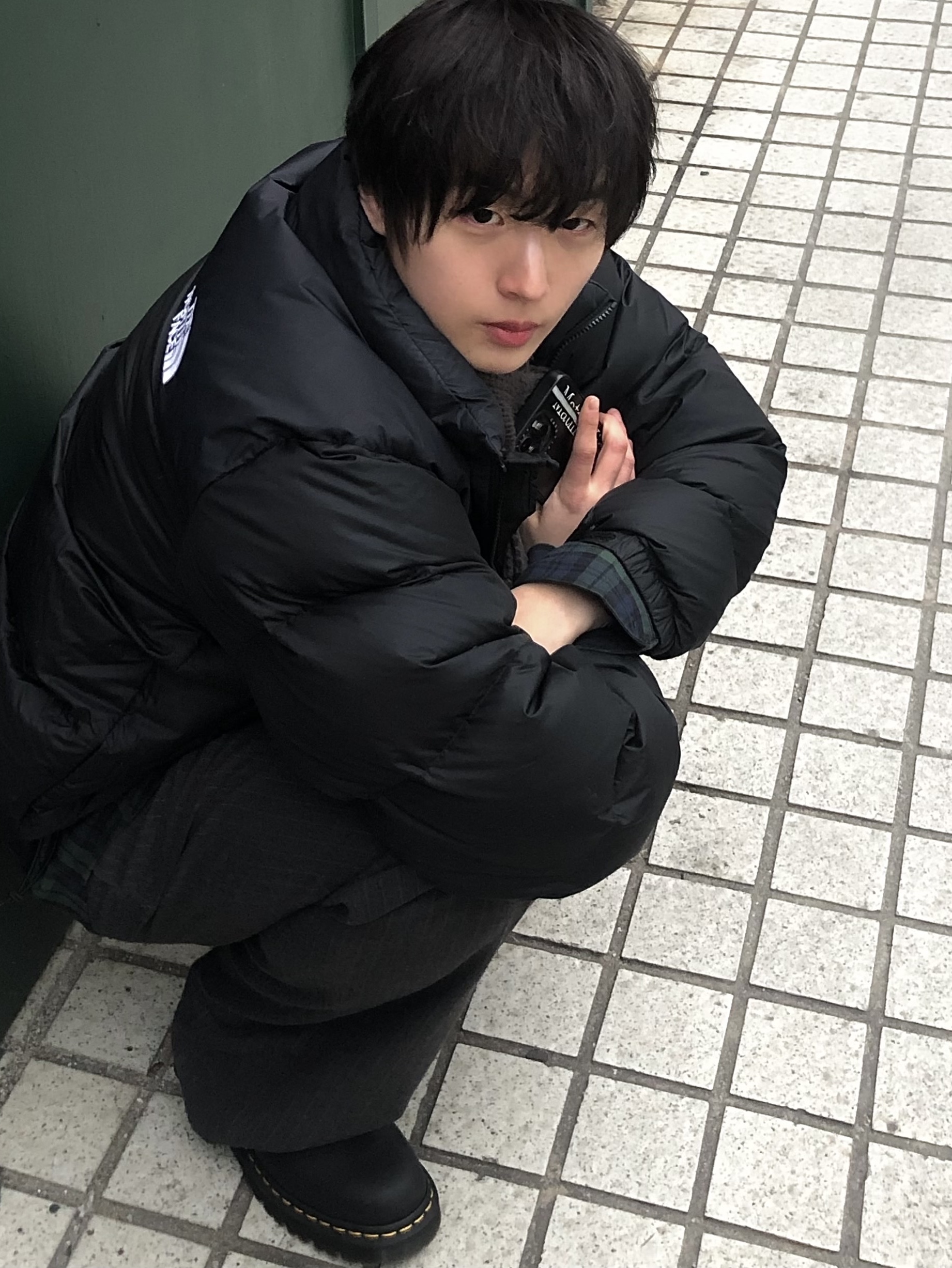 The North Face 1996 Eco Nuptse Jacket Black, Dr. Martens x Thisisneverthat 1461 Waxed Full Grain Black 착용 스타일 - 1