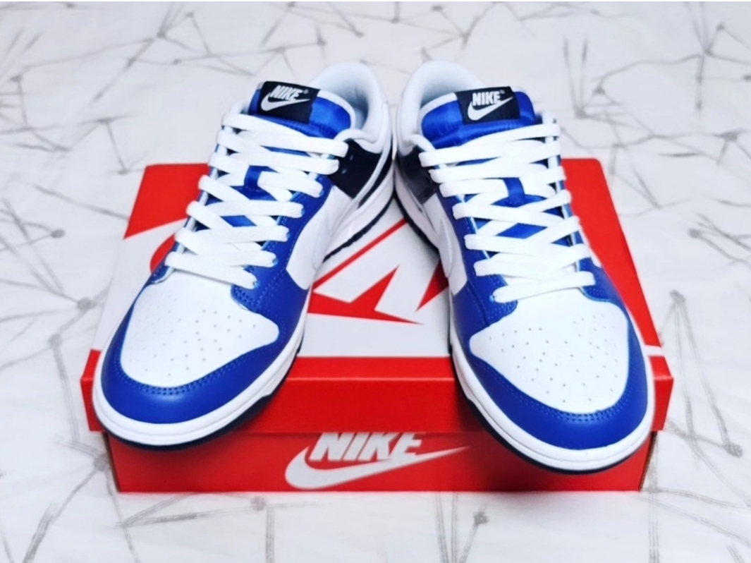 Nike Dunk Low Retro White Football Grey 착용 스타일 - 3