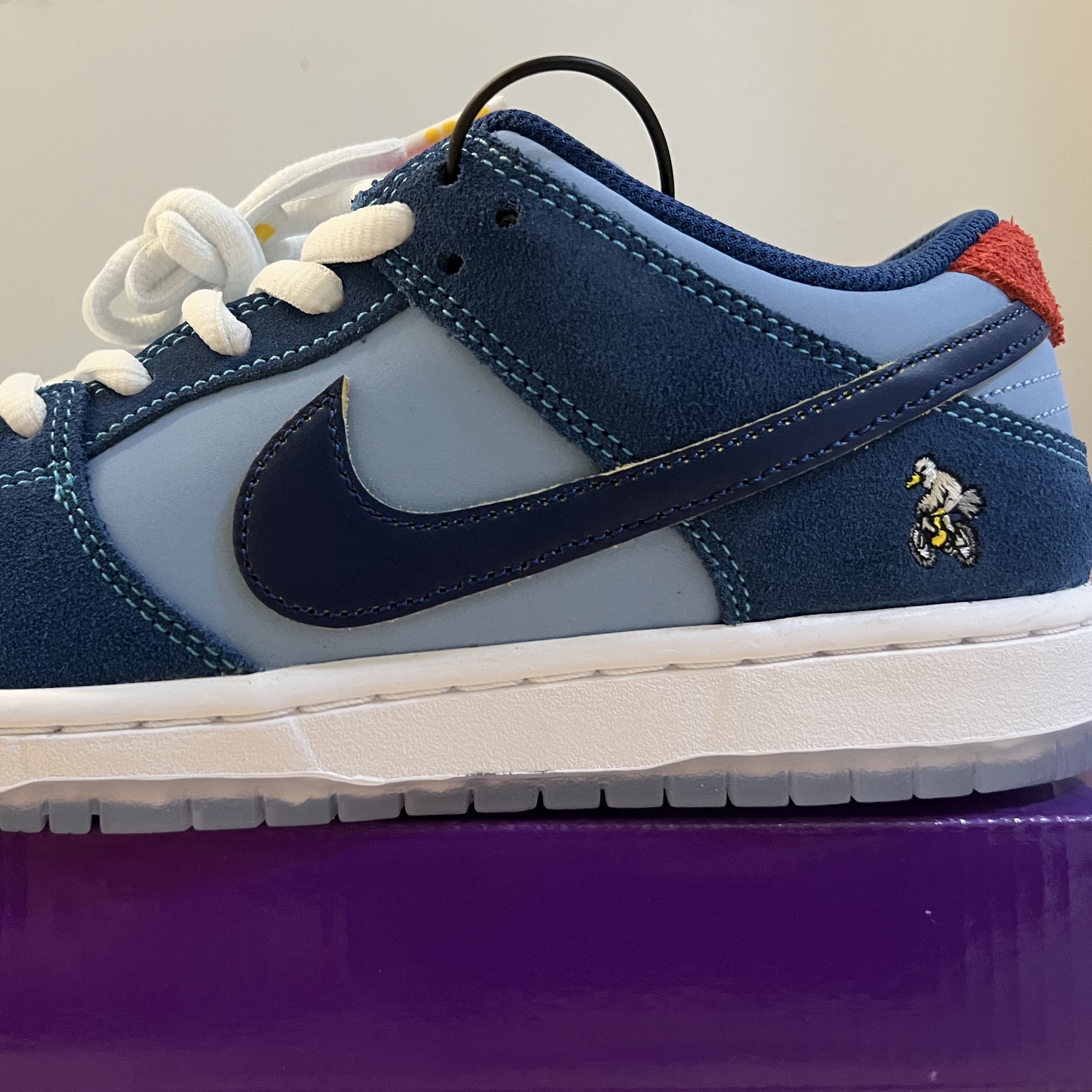 Nike x Why So Sad? SB Dunk Low Pro Coastal Blue 착용 스타일