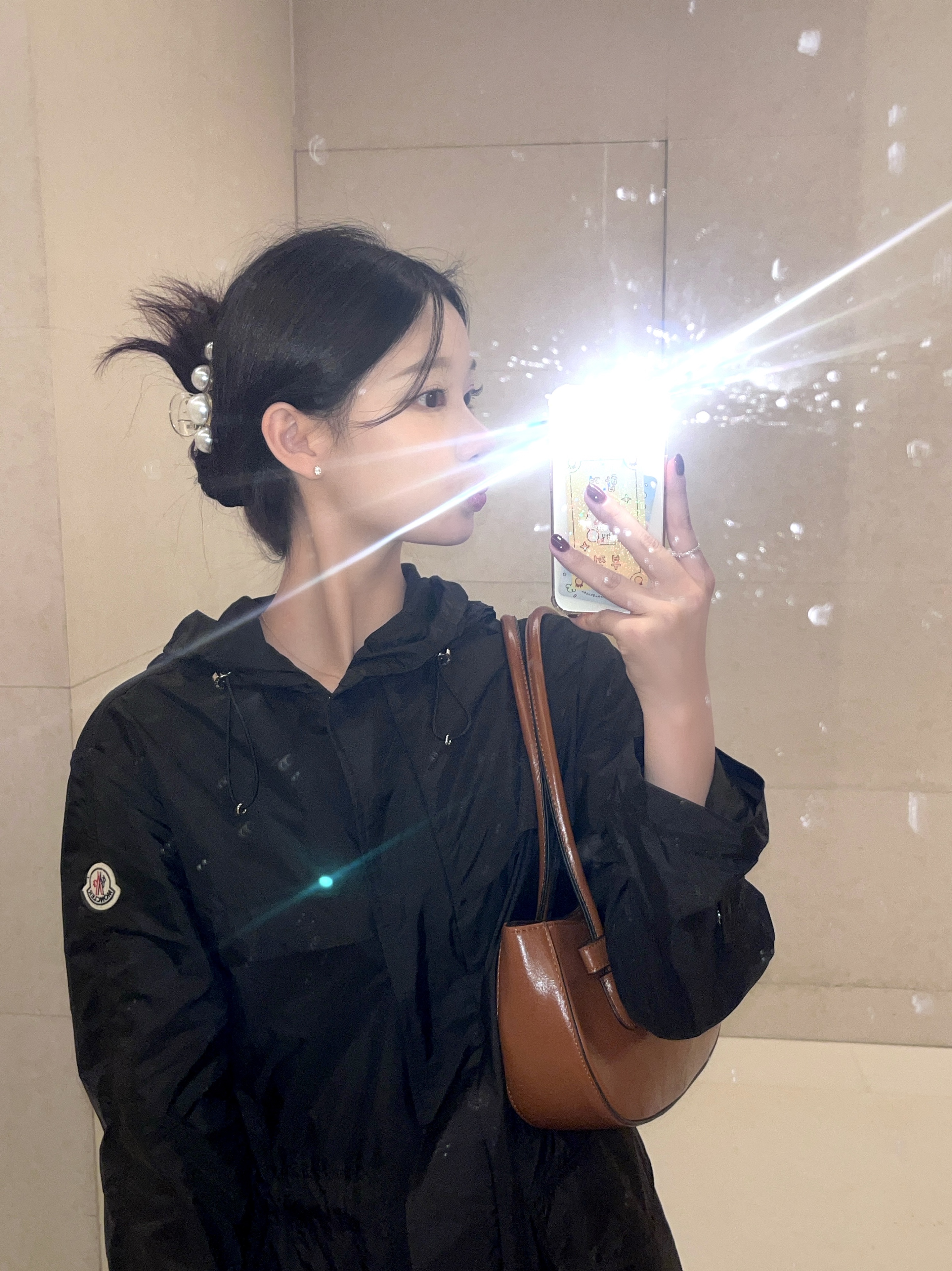 (W) Moncler Hiengu Rain Coat Black - 24SS, (W) Moncler Licasto Rain Coat Black - 24SS 착용 스타일