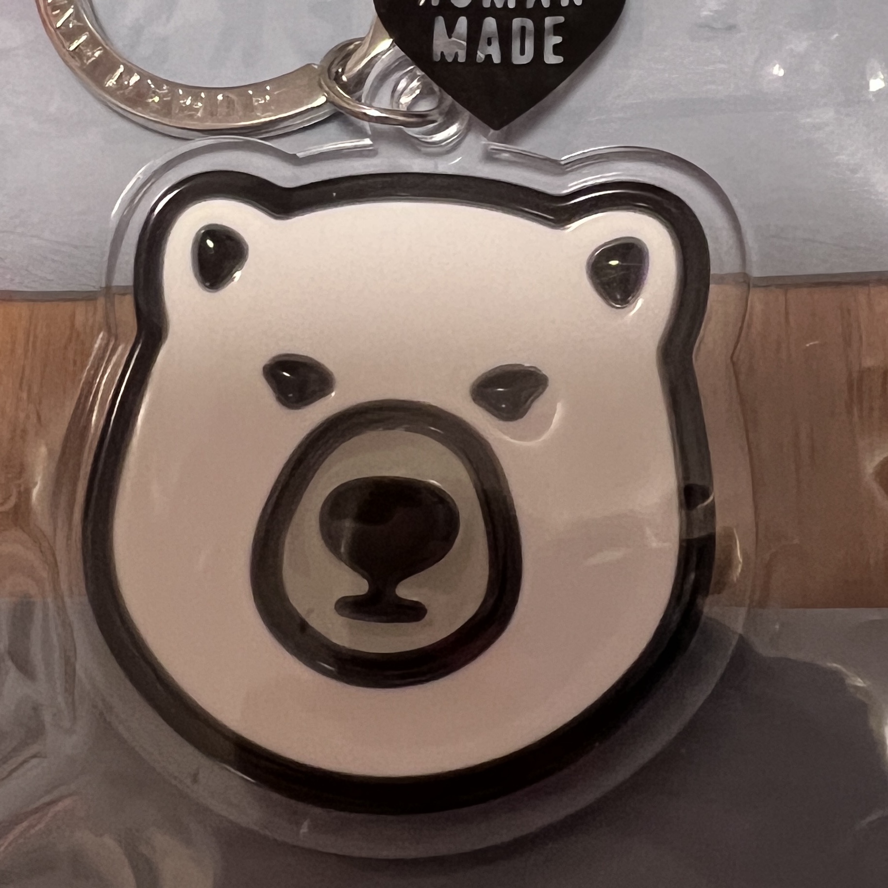 Human Made Acrylic Animal Keyring White 착용 스타일