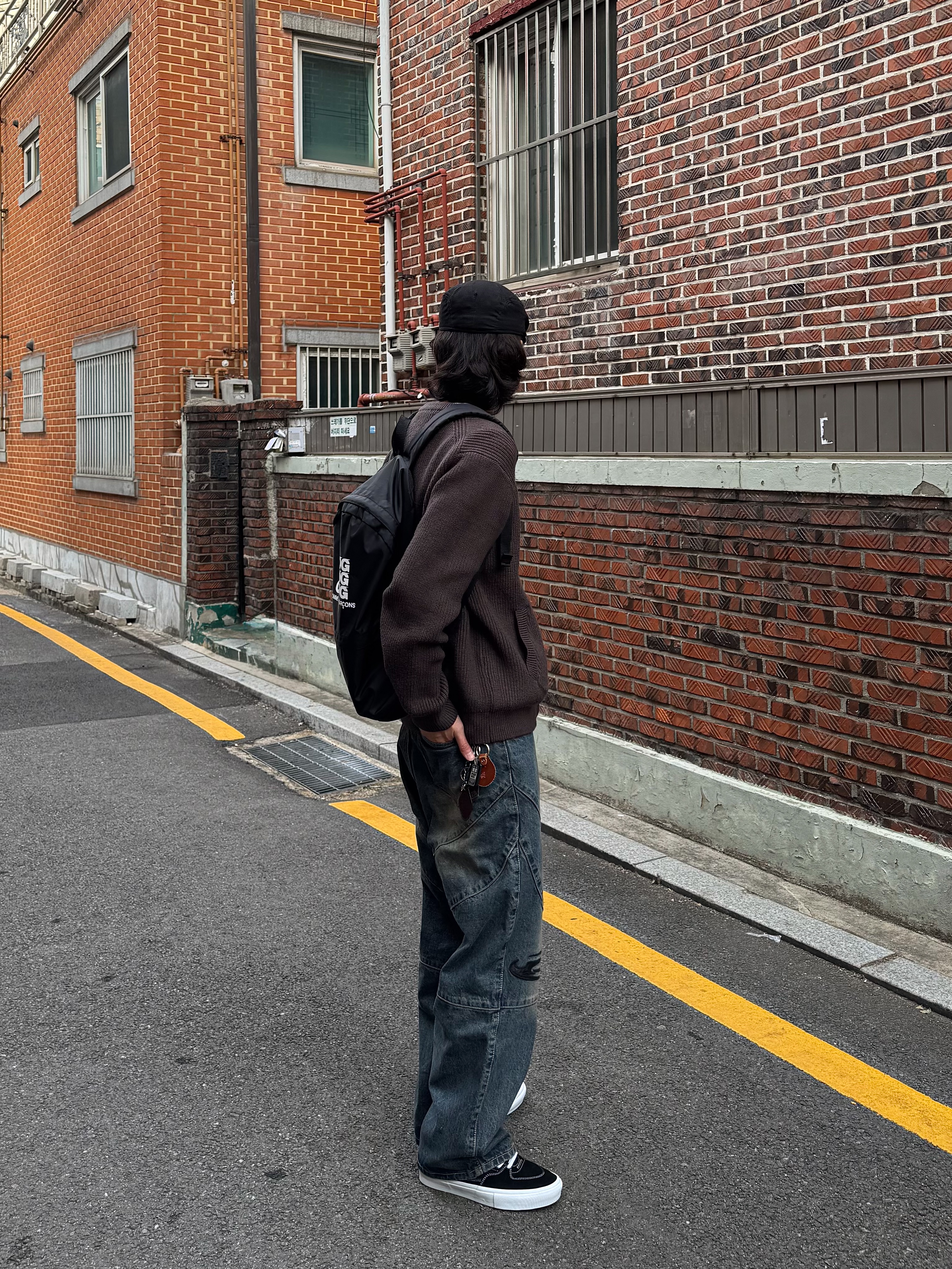 CDG Backpack Black, Vans Skate Half Cab Black 착용 스타일 - 4