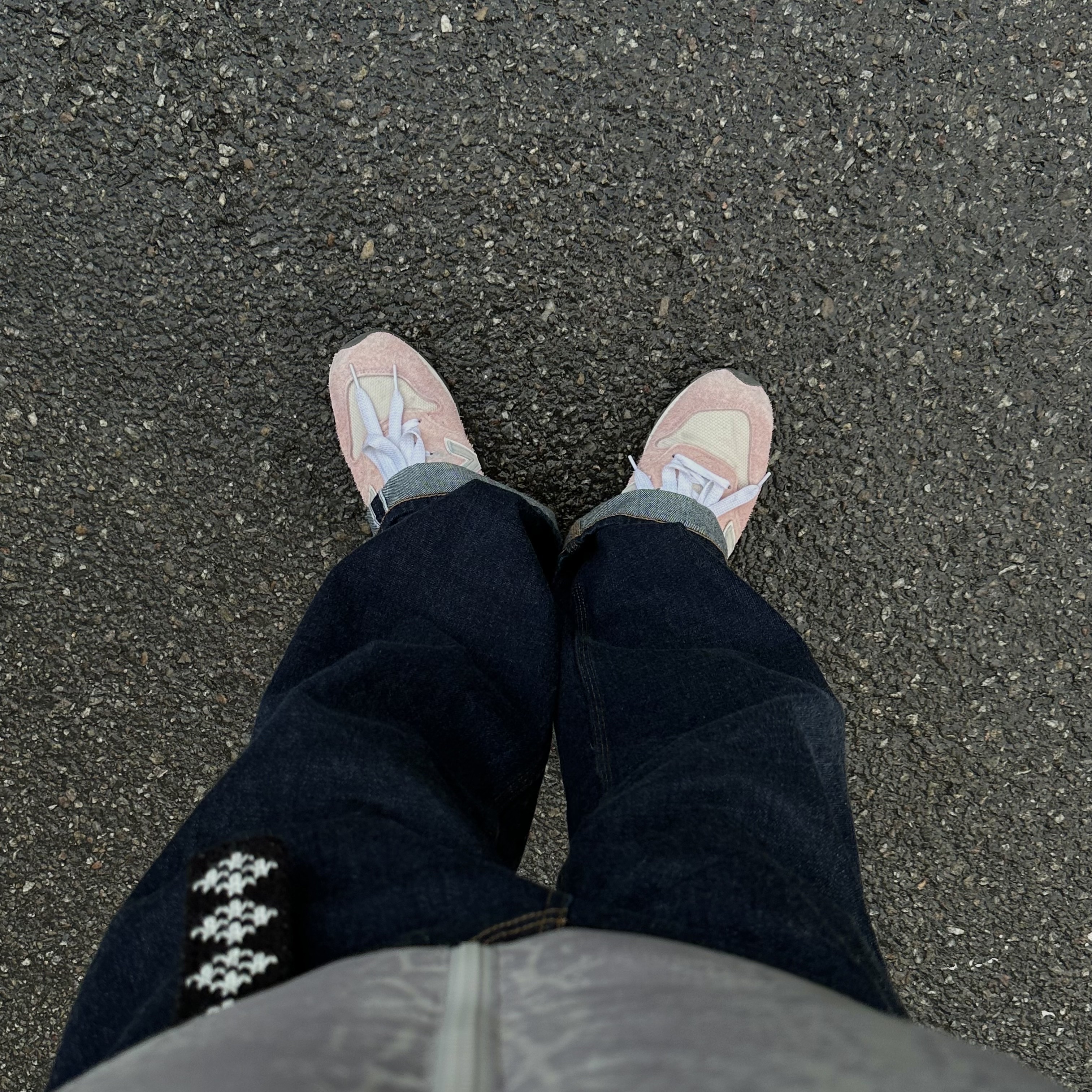 New Balance Made in USA 996 Pink Haze Silver 착용 스타일