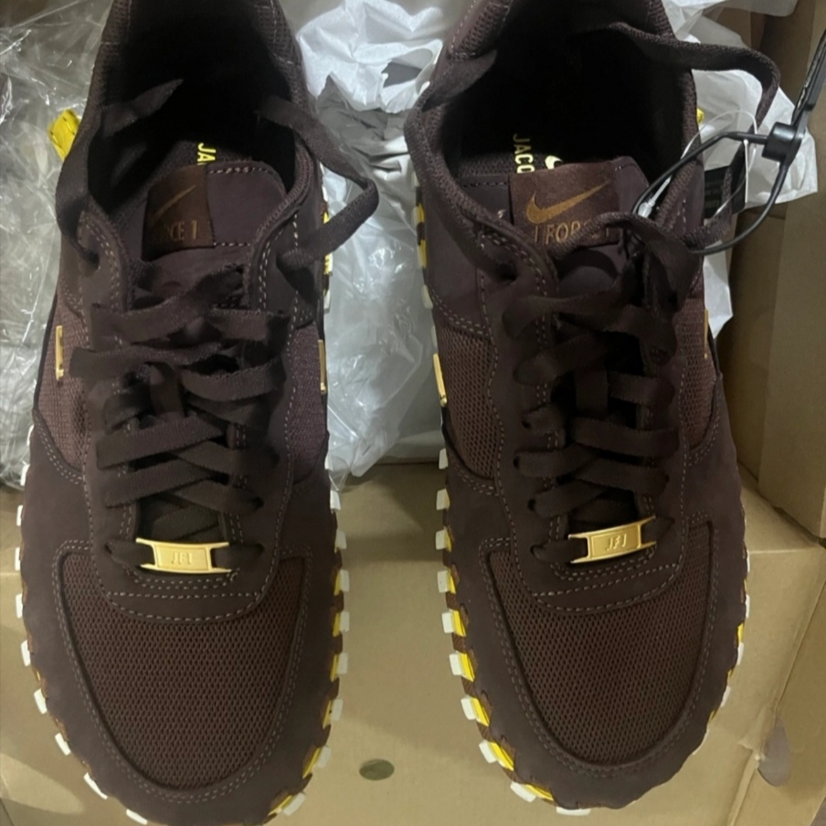 Nike x Jacquemus J Force 1 Low LX SP Earth 착용 스타일 - 2