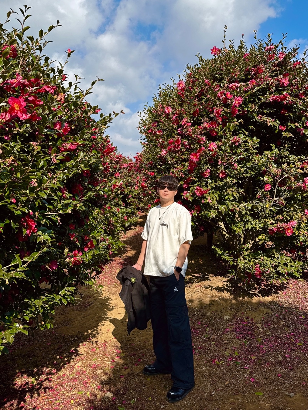 Stussy Old Phone Pigment Dyed T-Shirt Natural, Gentle Monster x Maison Margiela MM107 Black Black 착용 스타일 - 2