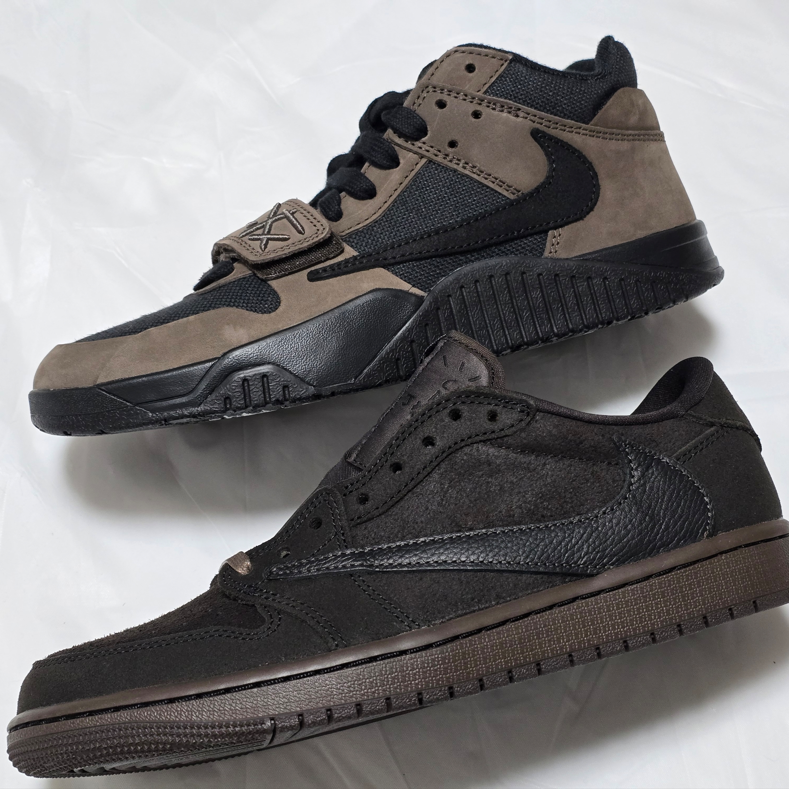 Jordan 1 x Travis Scott Retro Low OG SP Velvet Brown and Dark Mocha, Jordan x Travis Scott Jumpman Jack TR Black and Dark Mocha 착용 스타일