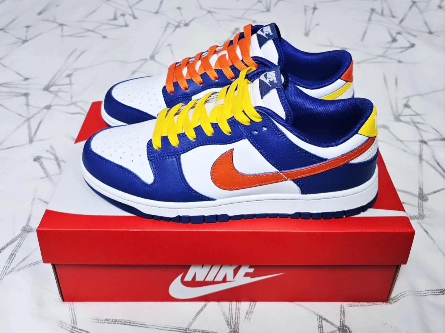 Nike Dunk Low Retro White Concord 착용 스타일 - 2