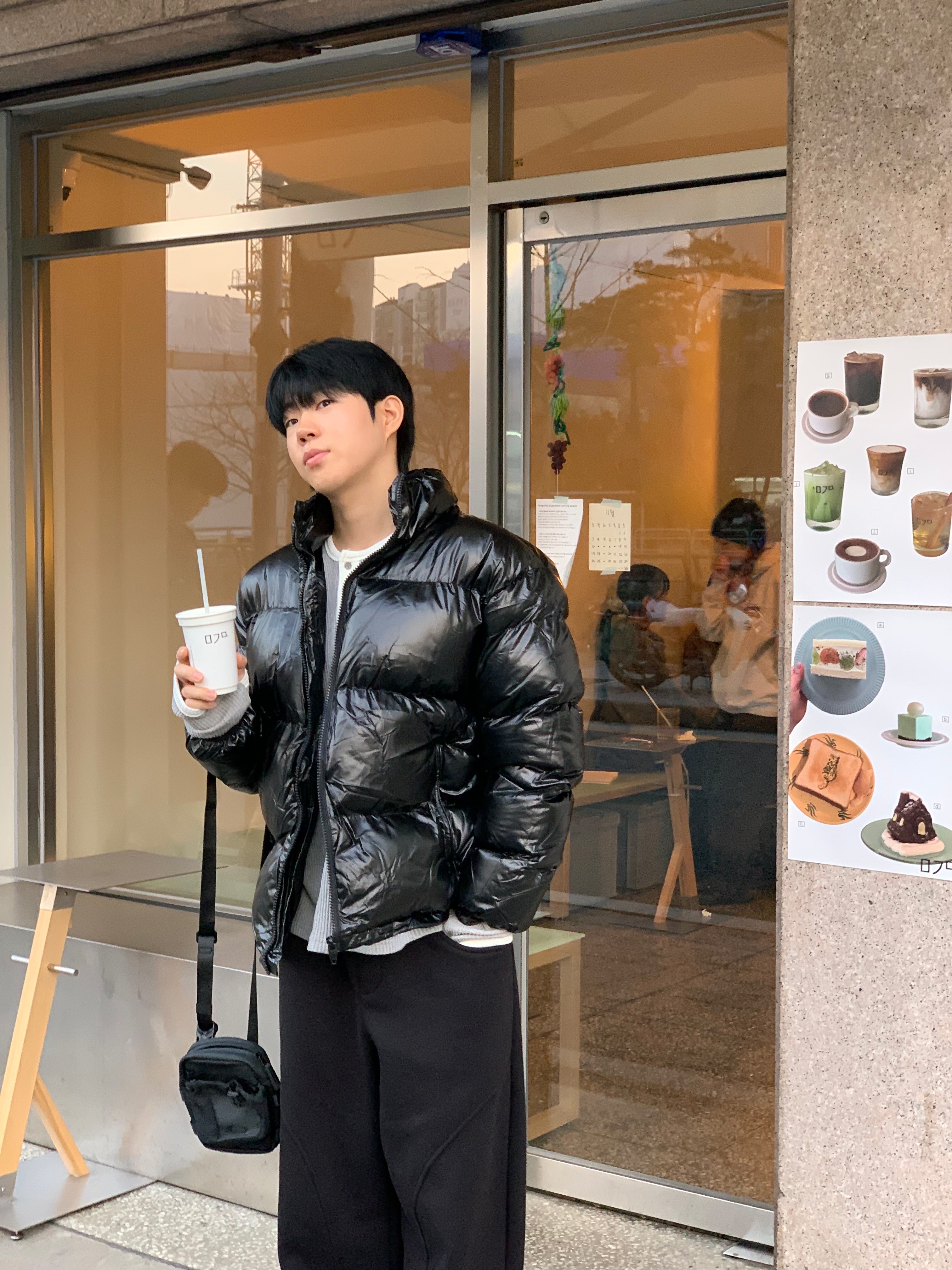 Hunter In Out Puffer Booties Black, Hunter In Out Puffer Booties Black Natural Gum 착용 스타일 - 3