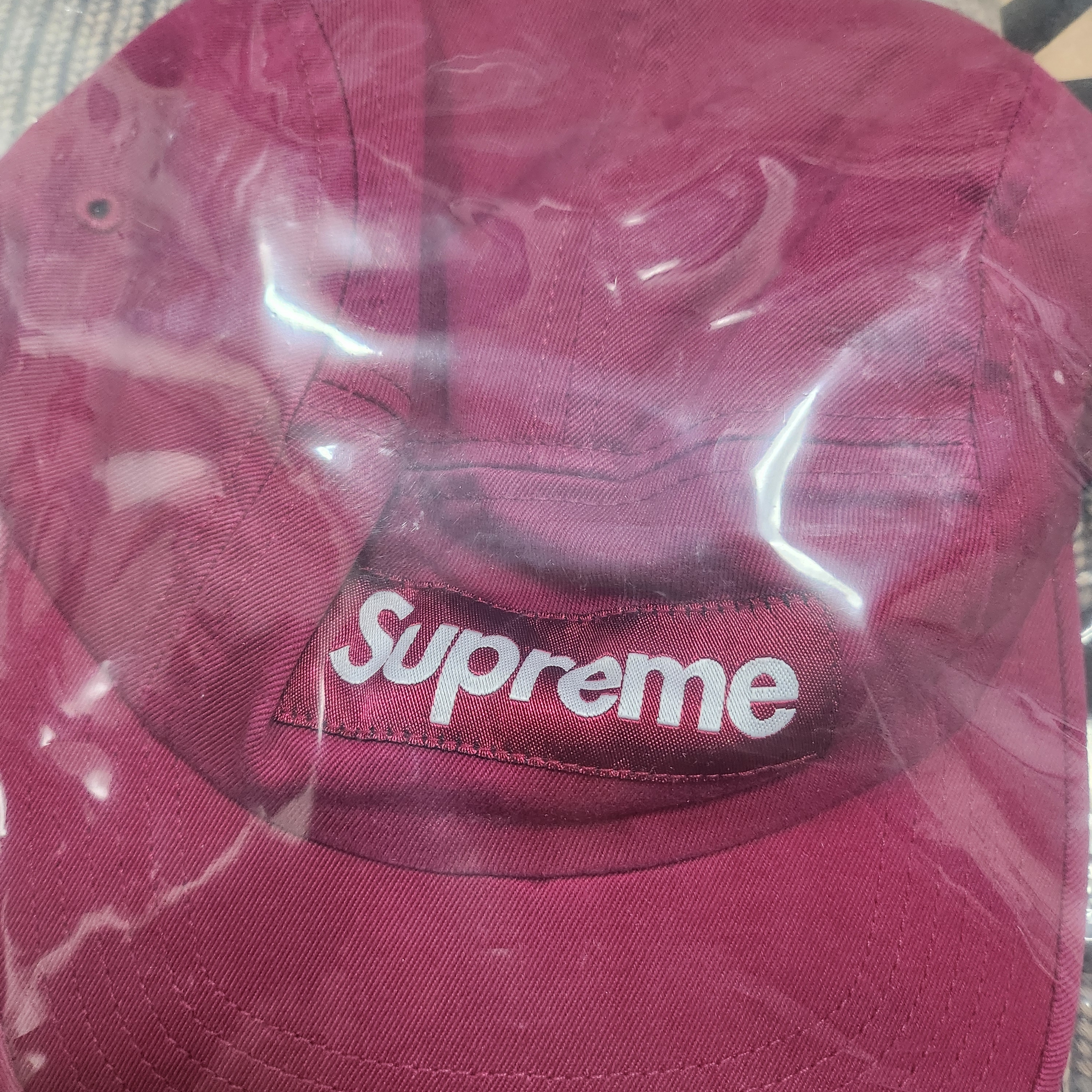 Supreme Washed Chino Twill Camp Cap Cranberry - 24FW 착용 스타일 - 2