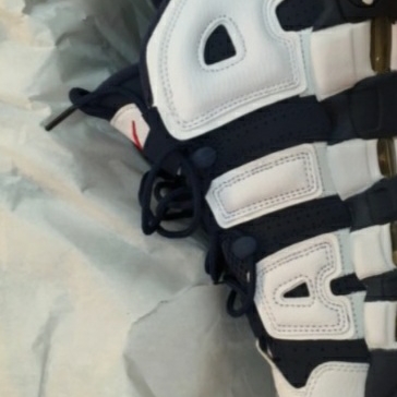 Nike Air More Uptempo 96 Cobalt Bliss 착용 스타일