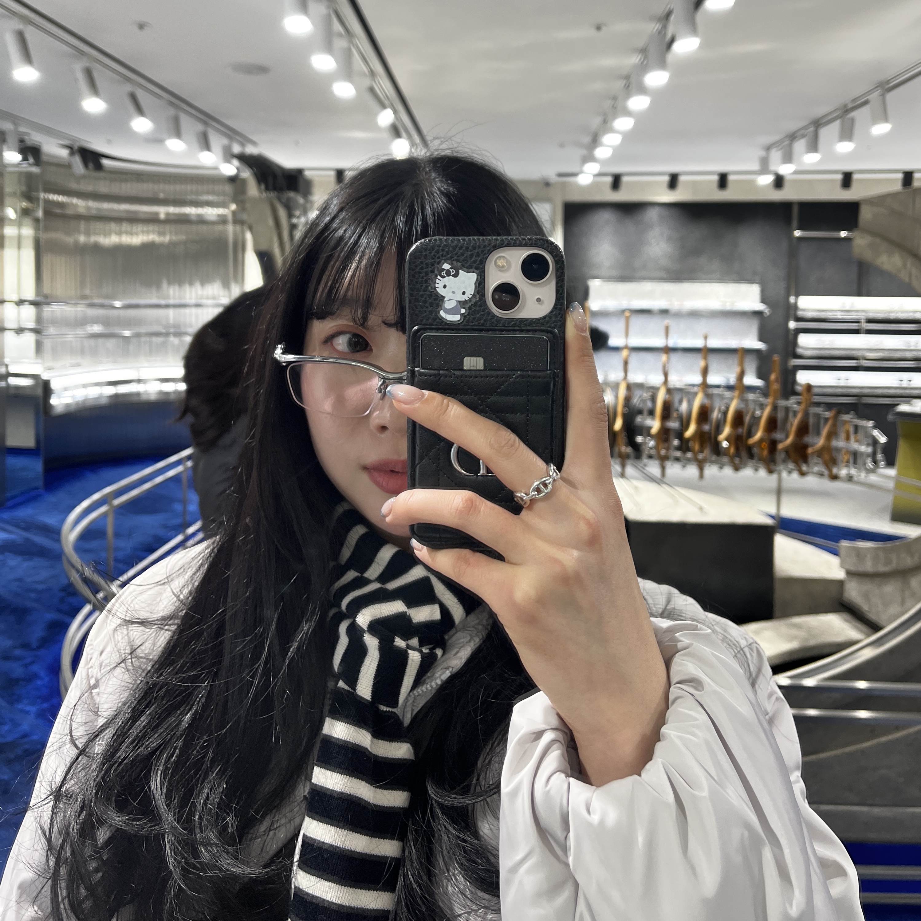 Gentle Monster Kro 02 Silver, Saint James Duguay R Navy Blanc 착용 스타일