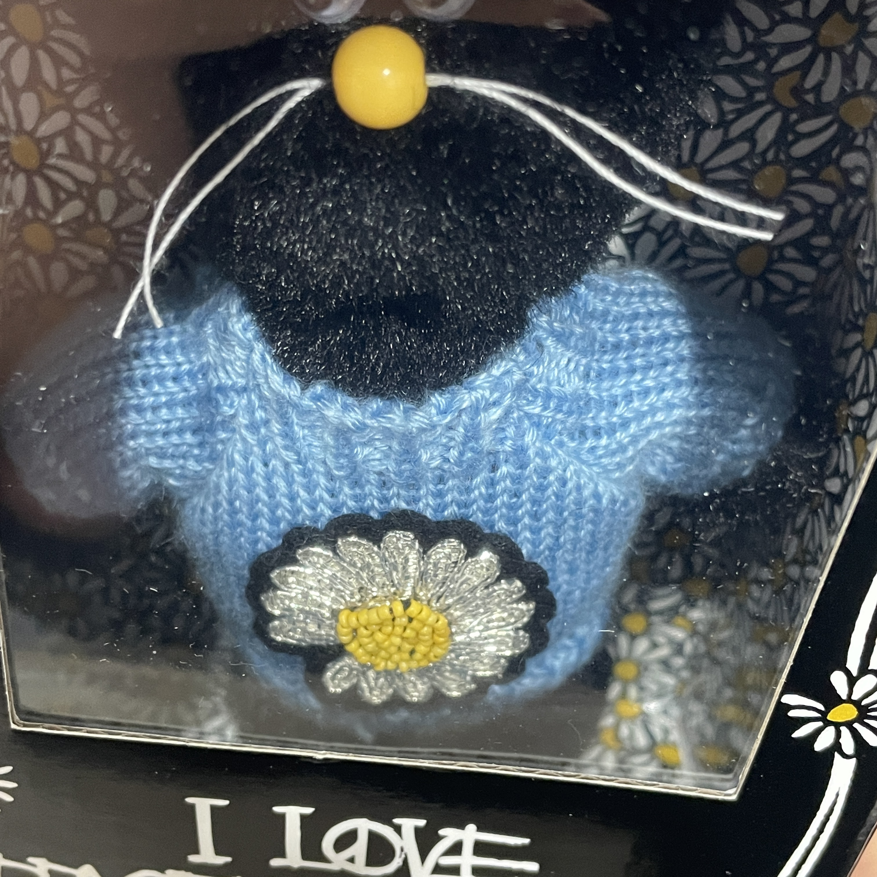 Monamhee x Peaceminusone Daihee Plush Keyring 착용 스타일