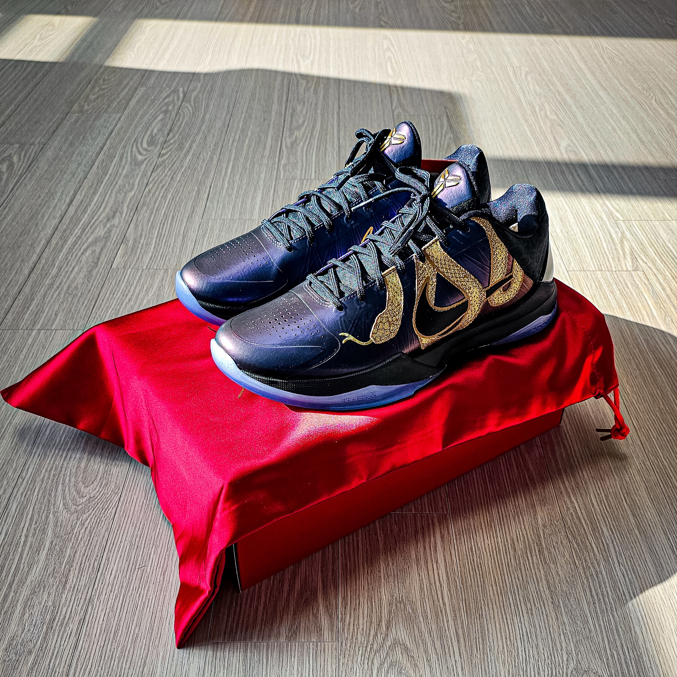 Nike Kobe 5 Protro Year of the Mamba Eggplant 착용 스타일 - 4