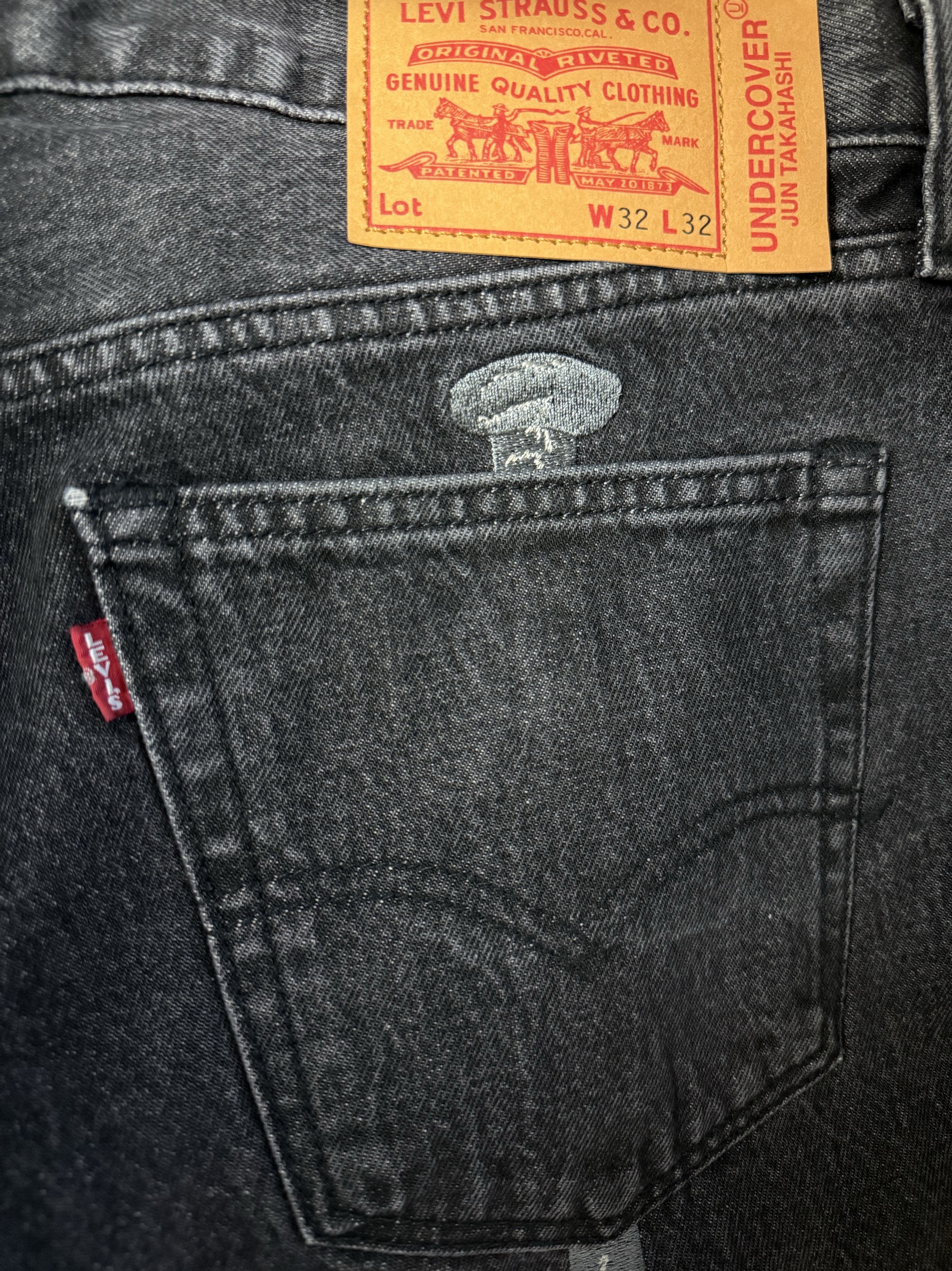 Levi’s x Undercover UC1E9502 Pants Black, Stussy Raglan Thermal LS Crew Bone 착용 스타일 - 3