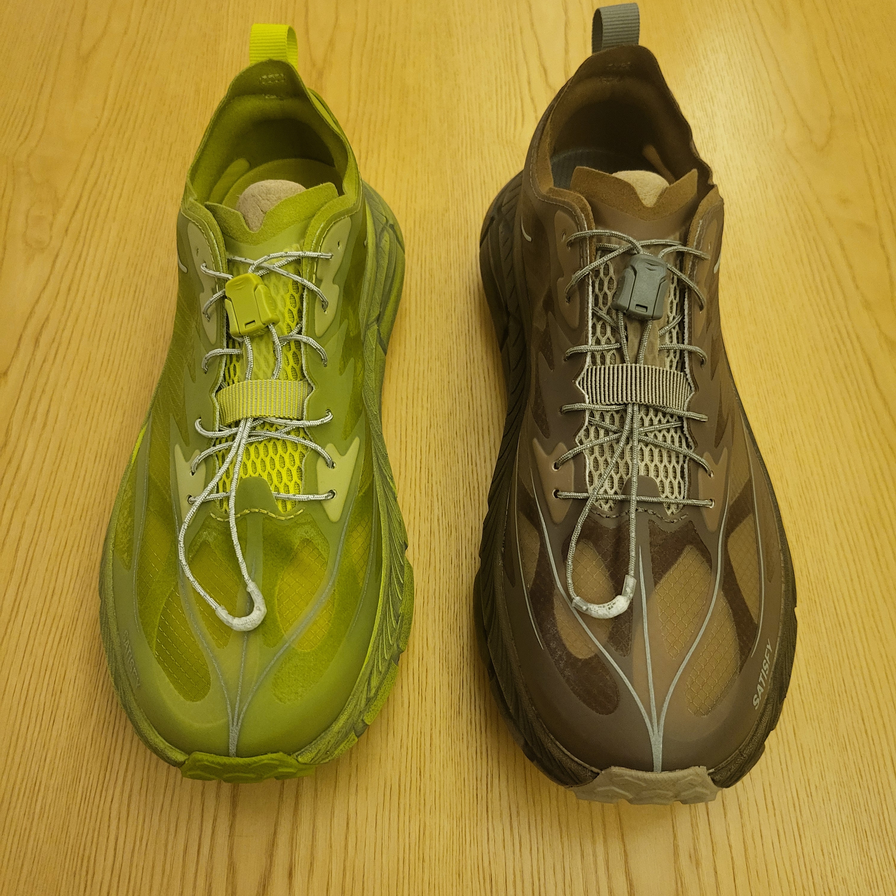 Hoka x Satisfy Mafate Speed 4 Lite Rubber, Hoka x Satisfy Mafate Speed 4 Lite Sulfur 착용 스타일 - 1