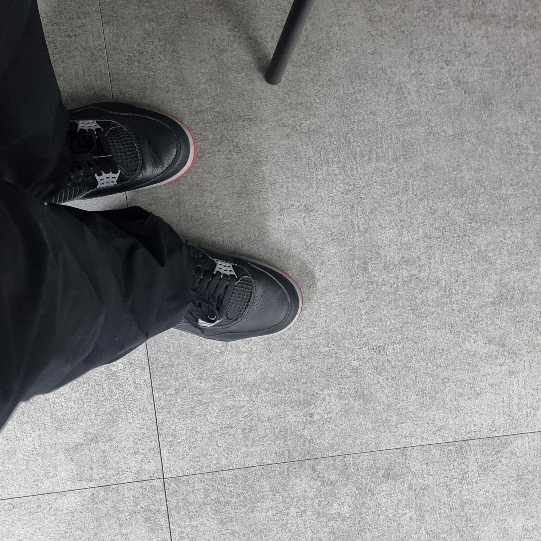 Jordan 4 Retro Bred Reimagined 착용 스타일