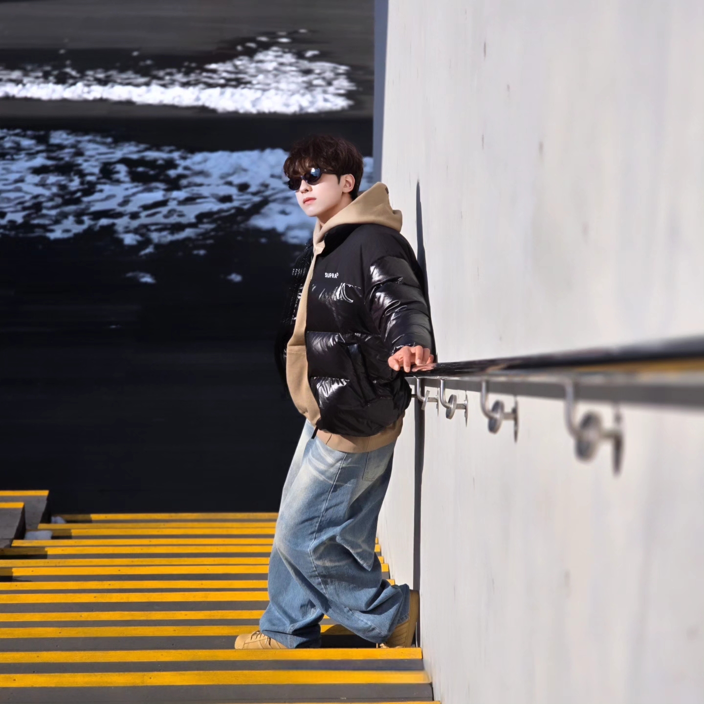 Essentials Hoodie Oak - 22SS, Adidas Superstar Golden Beige 착용 스타일 - 6