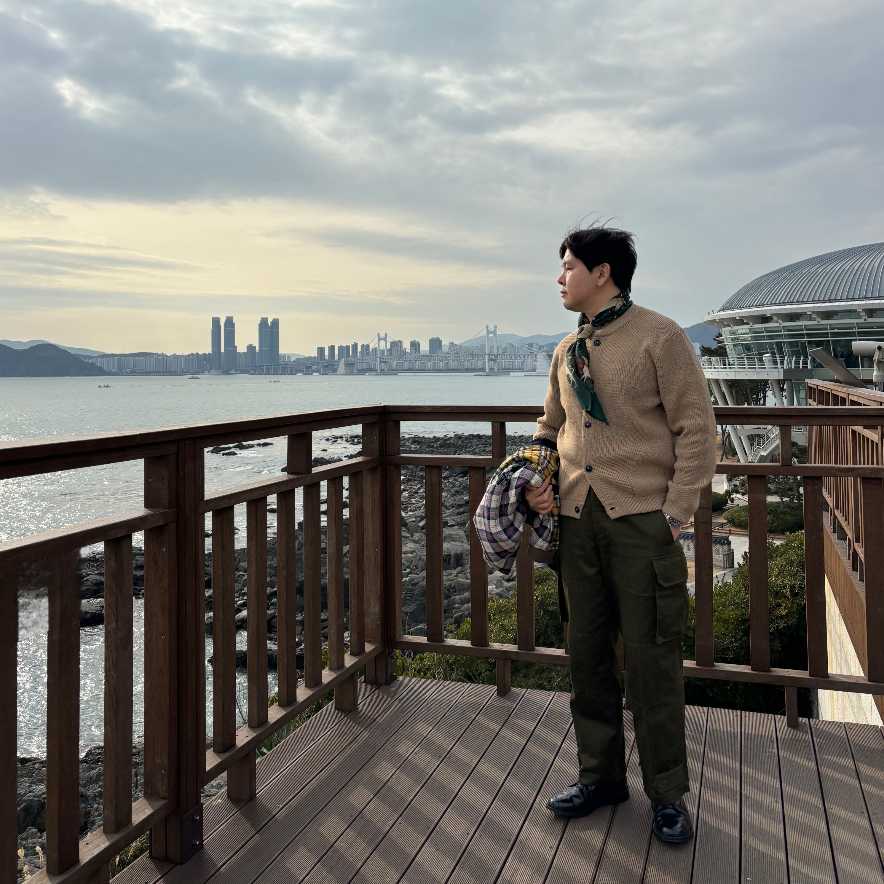 Alden 9901 Cordovan Plain Toe Blucher Oxford Black - D, Drake's Mythical Animals Print Wool Silk Bandana Navy 착용 스타일 - 4