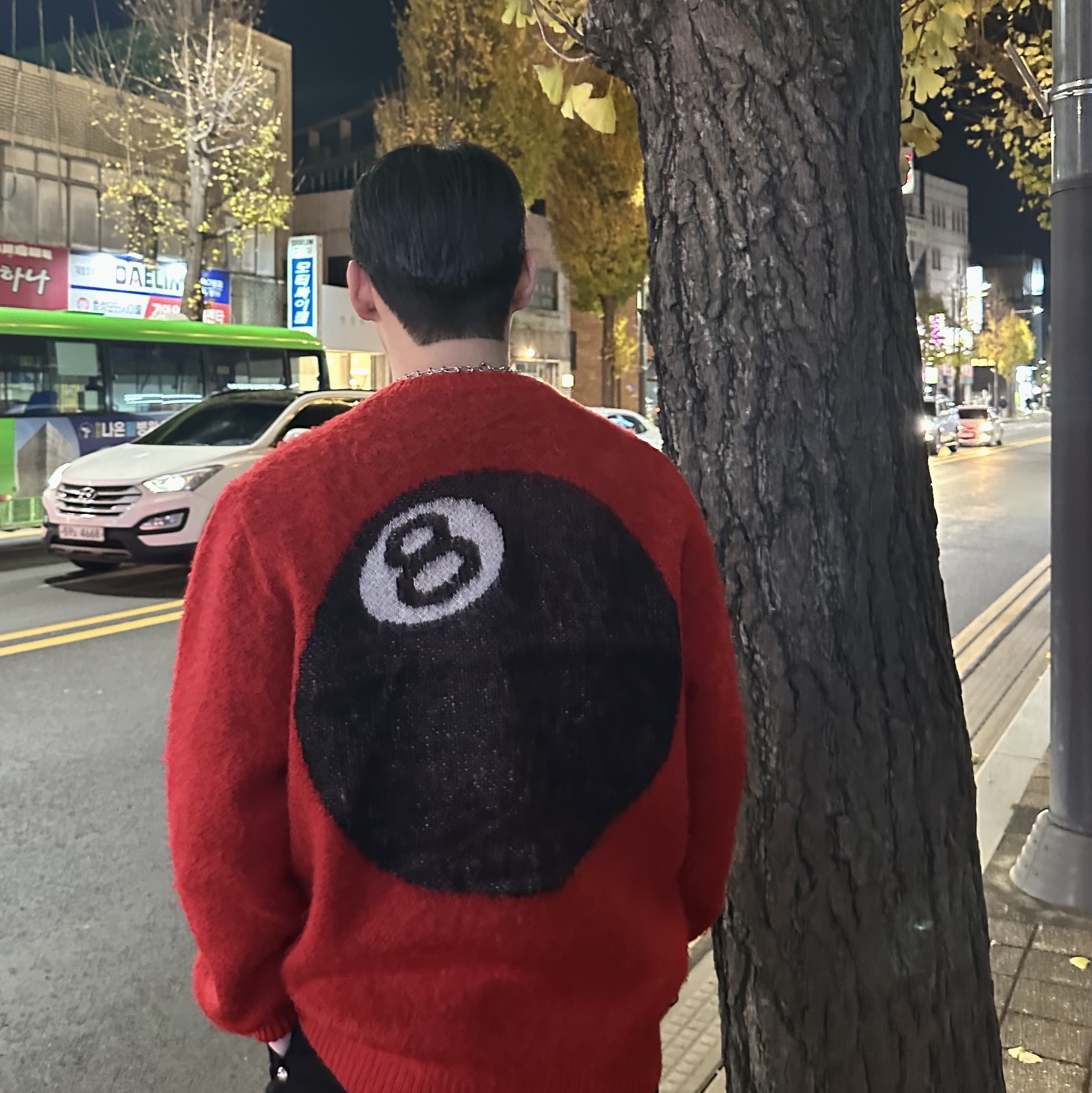 Stussy 8 Ball Heavy Brushed Mohair Sweater Red, Adidas Samba OG Cloud White 착용 스타일 - 3