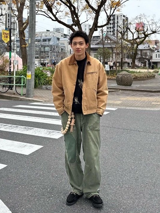 RYUL+WAI: Denim Raglan Sleeve Work Jacket Brown, Human Made Dachs Corduroy Work Jacket Beige 착용 스타일 - 3