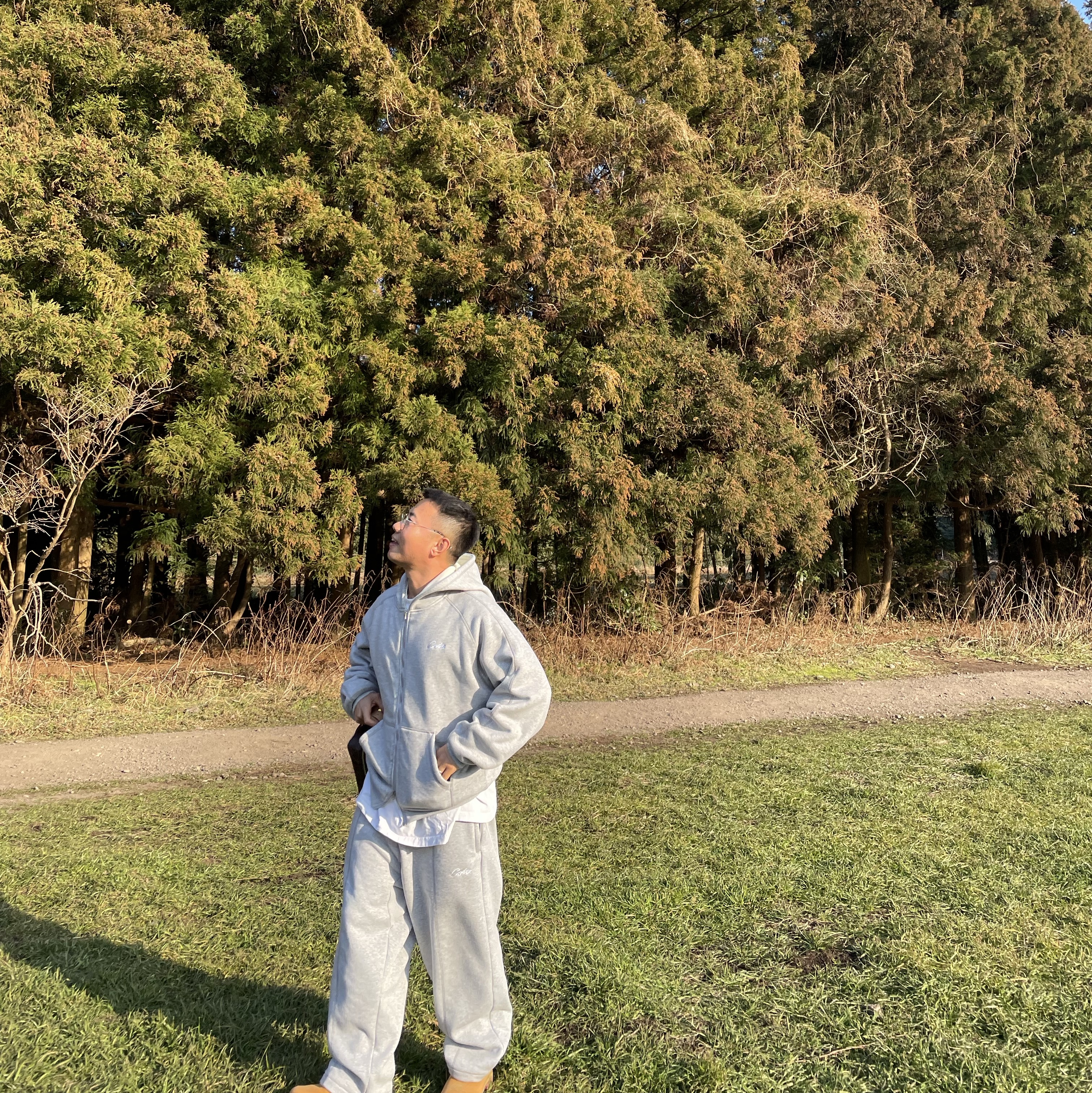 Corteiz HMP Thermal Zip Hoodie Heather Grey, Corteiz HMP Open Hem Pant Heather Grey 착용 스타일 - 1