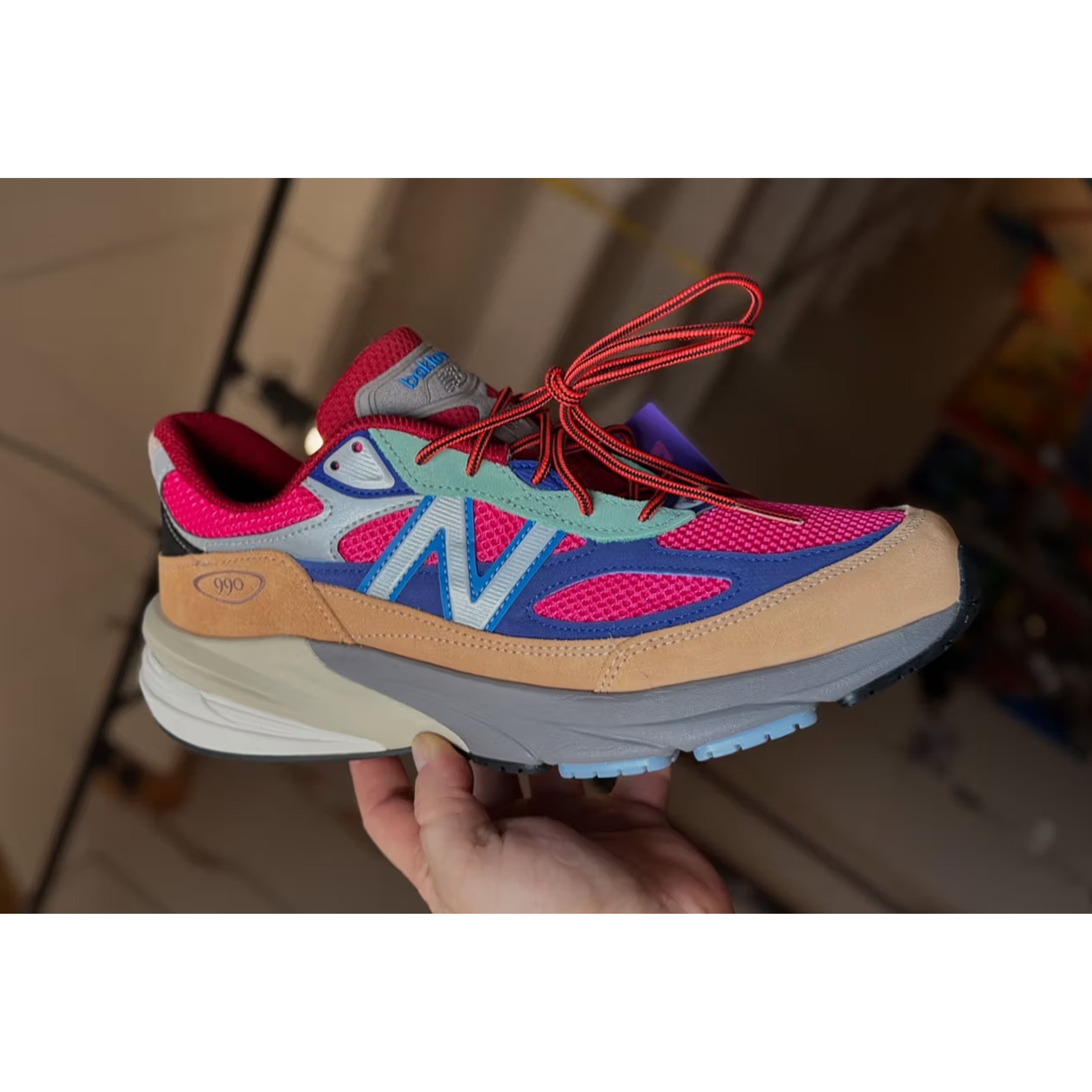 New Balance x Action Bronson 1906R Medusa Azul Blue Black, New Balance x Action Bronson 1906R Rosewater Green Pink 착용 스타일 - 2