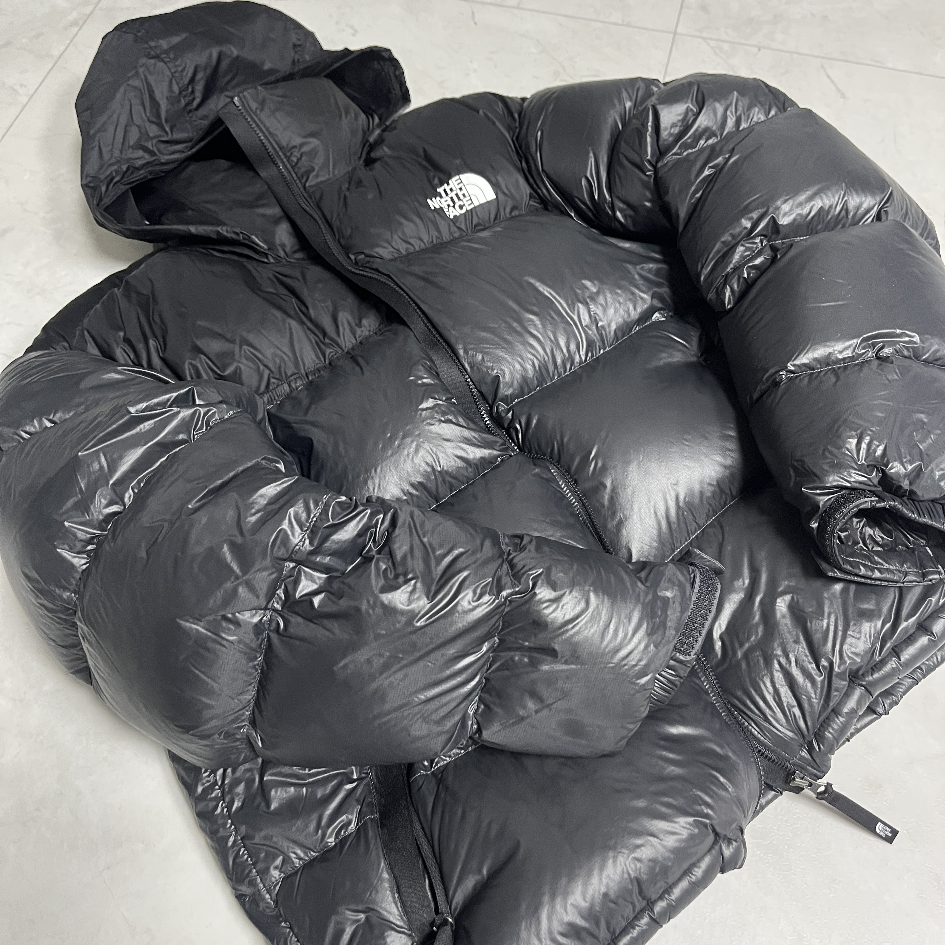 The North Face White Label Novelty Nuptse RDS Down Jacket Black 착용 스타일