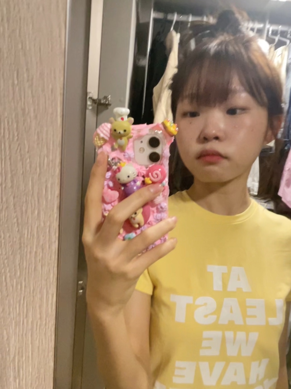 (W) Youhee Lettering T-Shirt White 착용 스타일