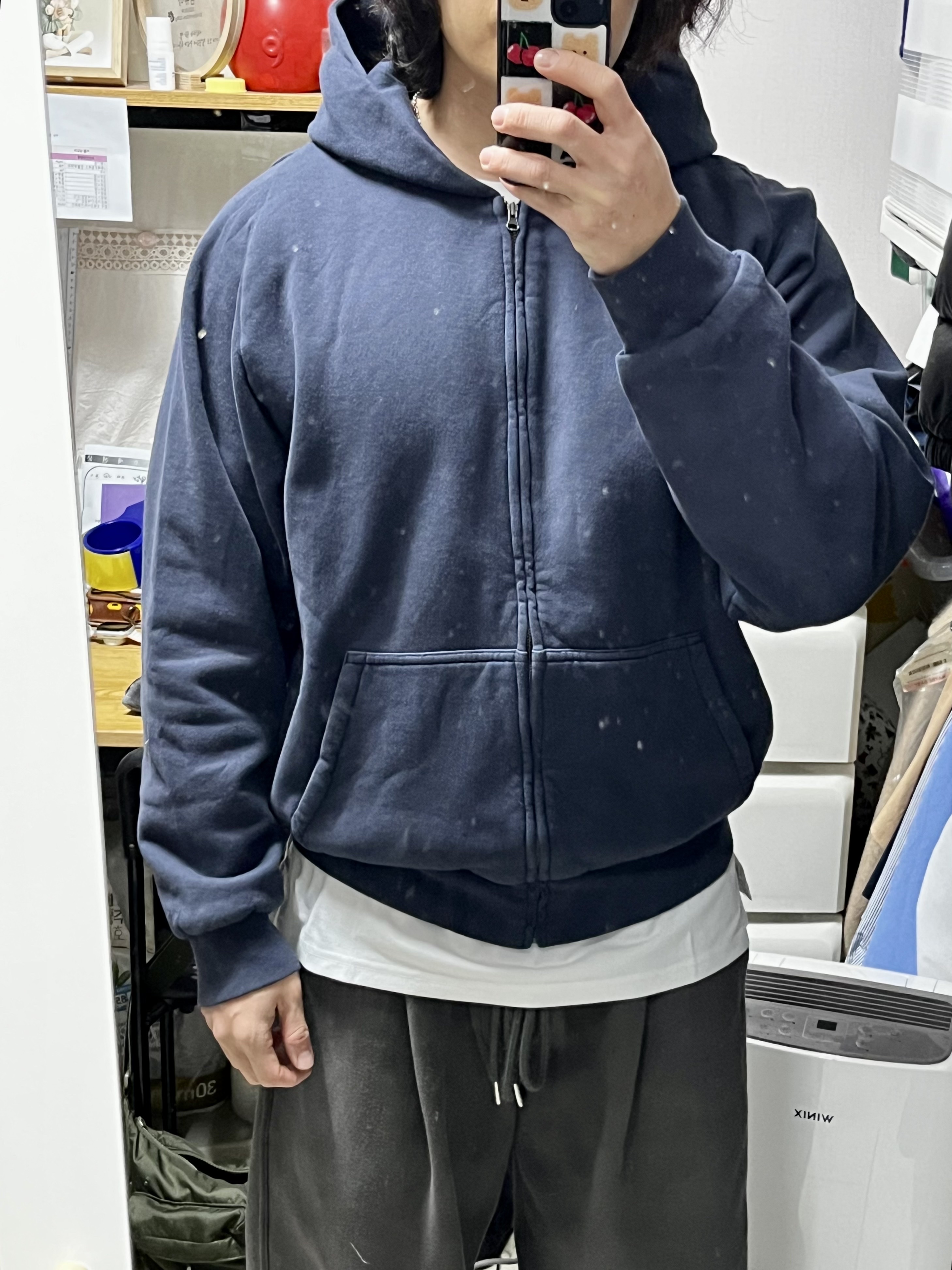Yeezy YZY Zip-Up Hoodie Navy, Undermycar Mu.03 Anti Fxxking Logo Play Oversized Sweat Jogger Olive 착용 스타일 - 3