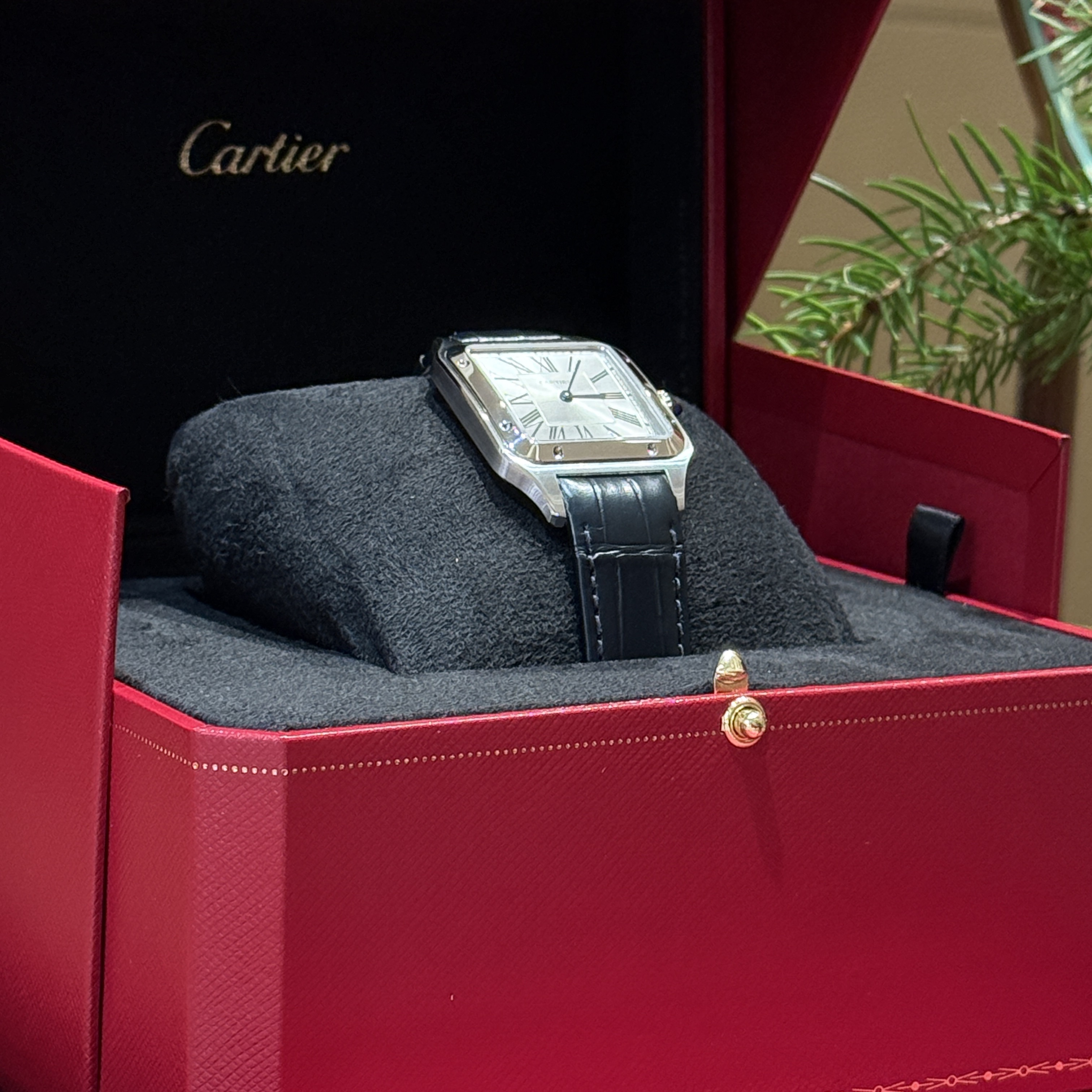 Cartier Santos Dumont Watch Large Quartz Steel Alligator Leather Navy Blue 착용 스타일 - 3