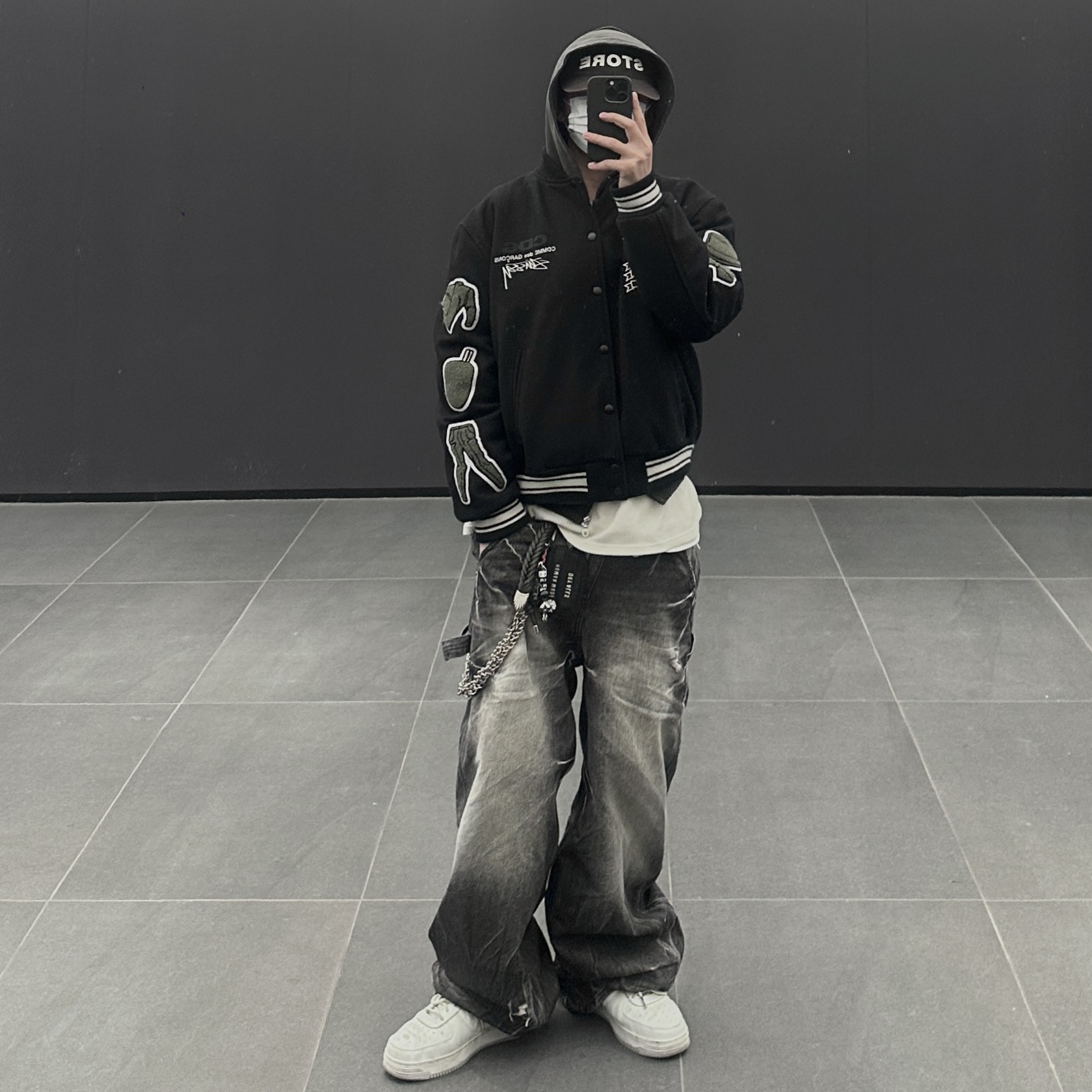 Stussy x CDG Varsity Jacket 착용 스타일