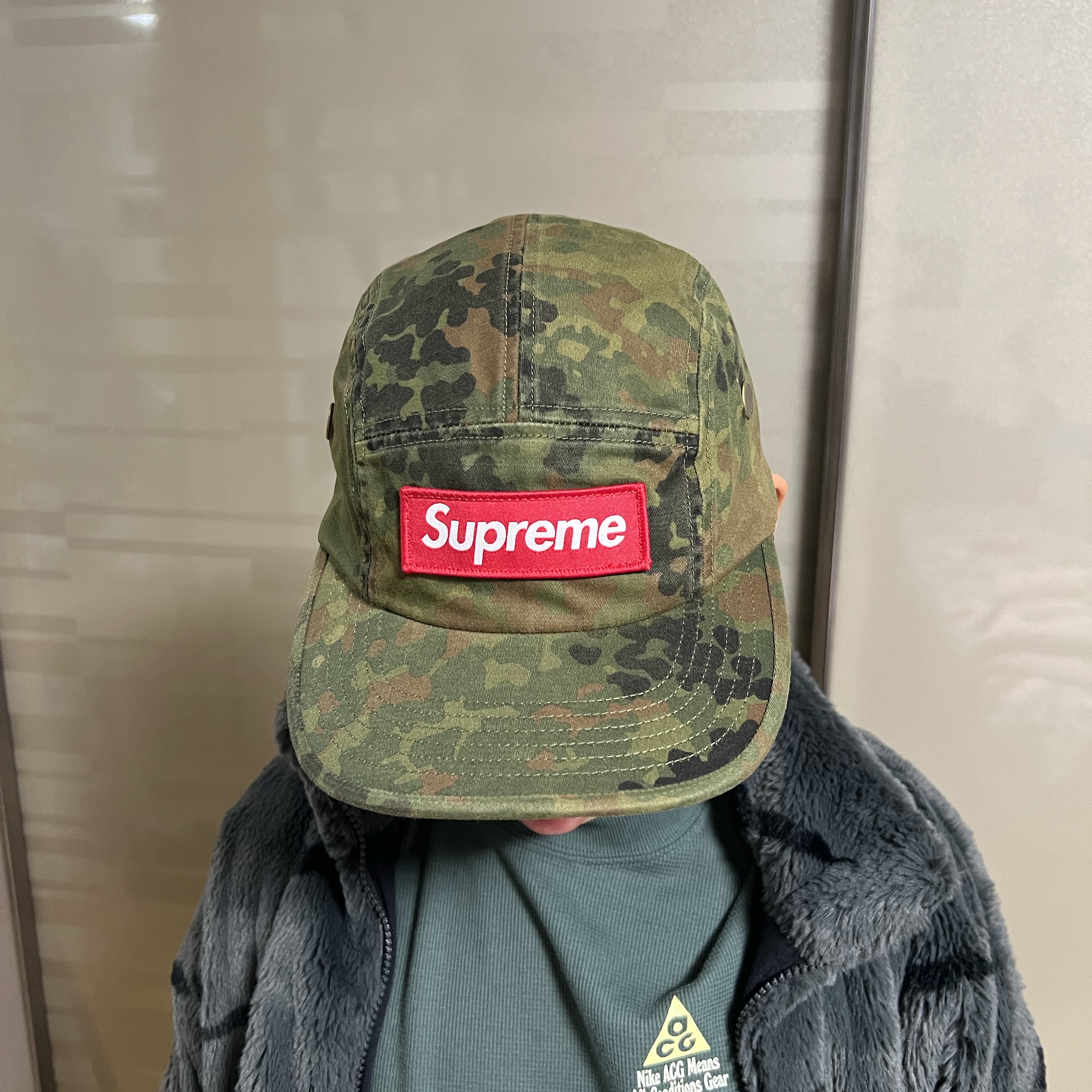 Supreme Military Camp Cap Flecktarn Camo - 23FW 착용 스타일